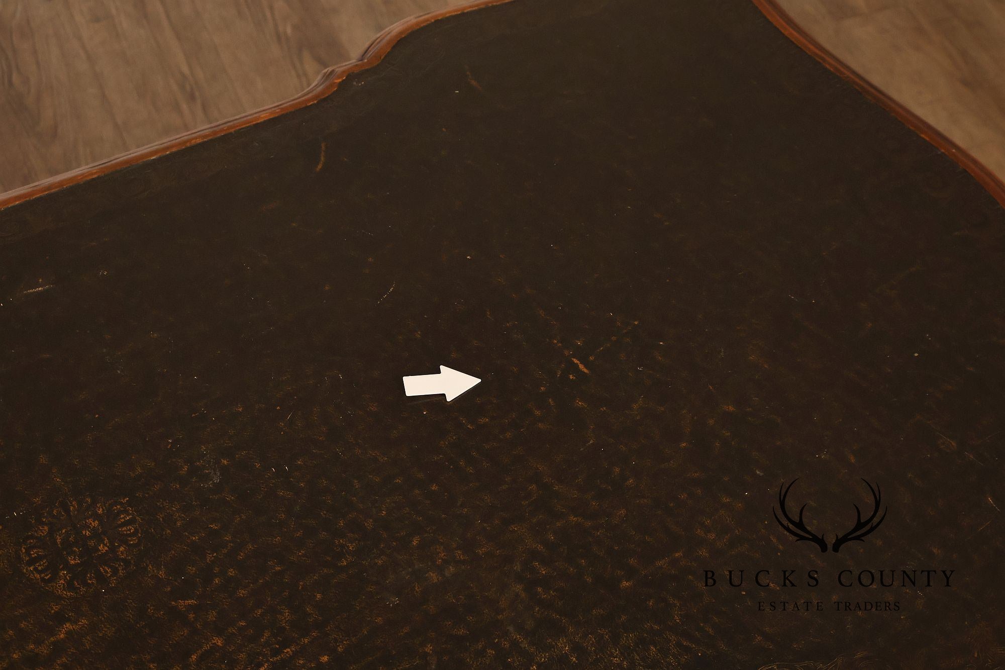 Theodore Alexander Chateau Du Vallois French Louis XV Style Walnut Leather Writing Desk