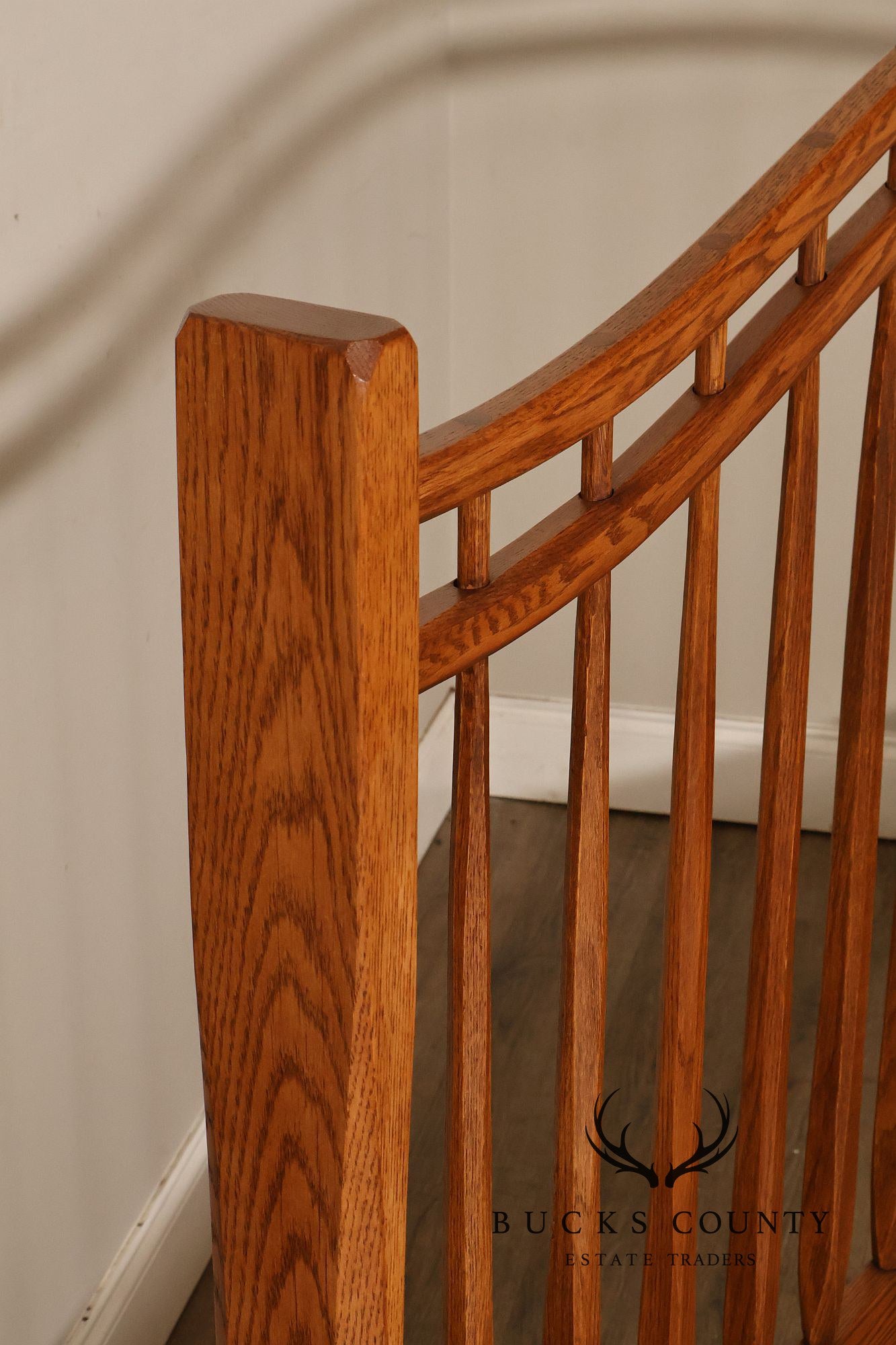 Hunt Country Furniture Windsor Style Oak King Size Bed