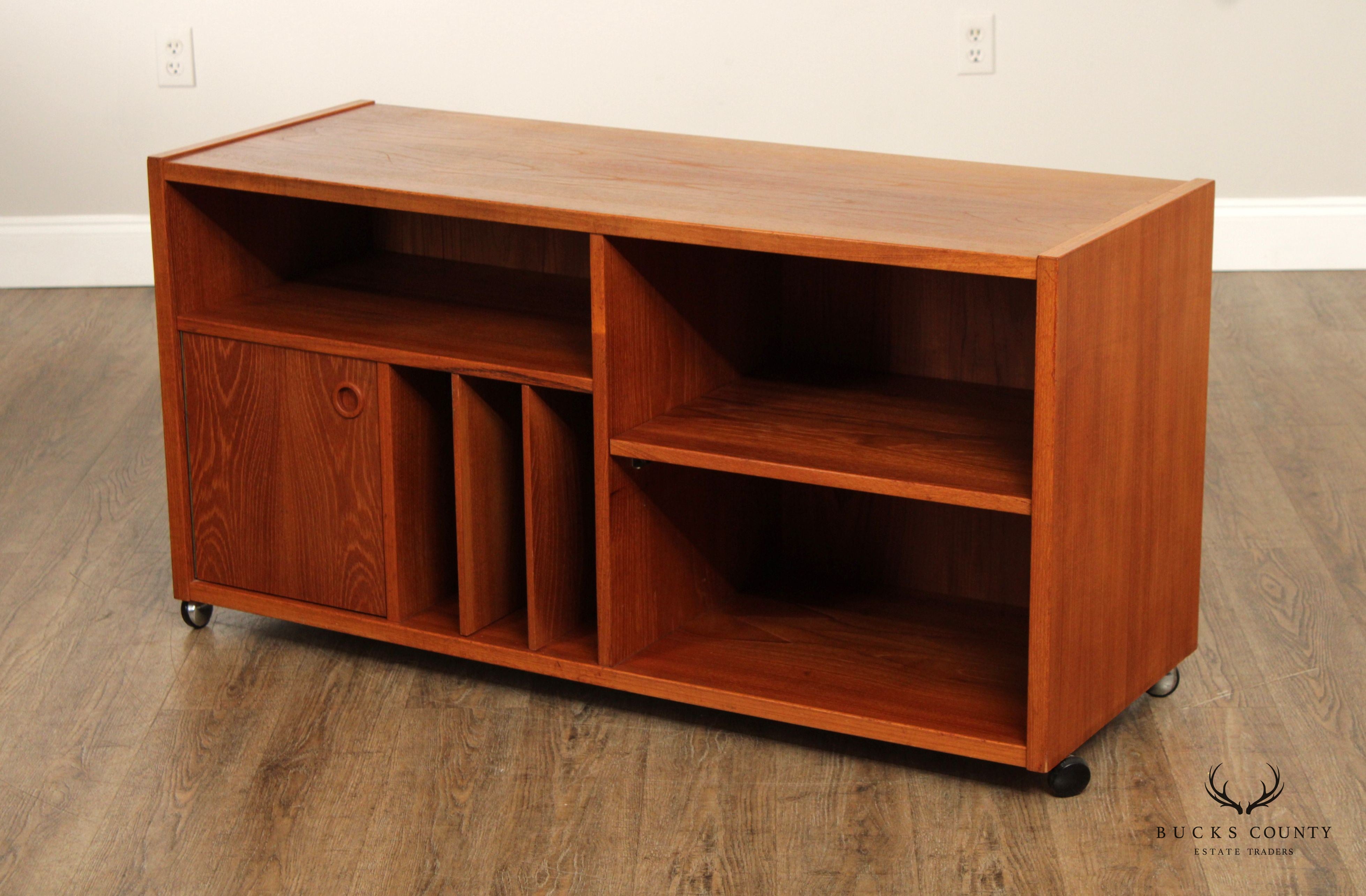 Danish Modern Style Teak Entertainment Console