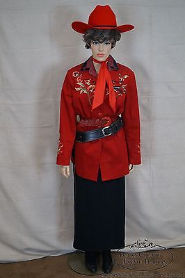 Annie Oakley Life Size Large Dressed Mannequin w/ Replica Pistol, Holster