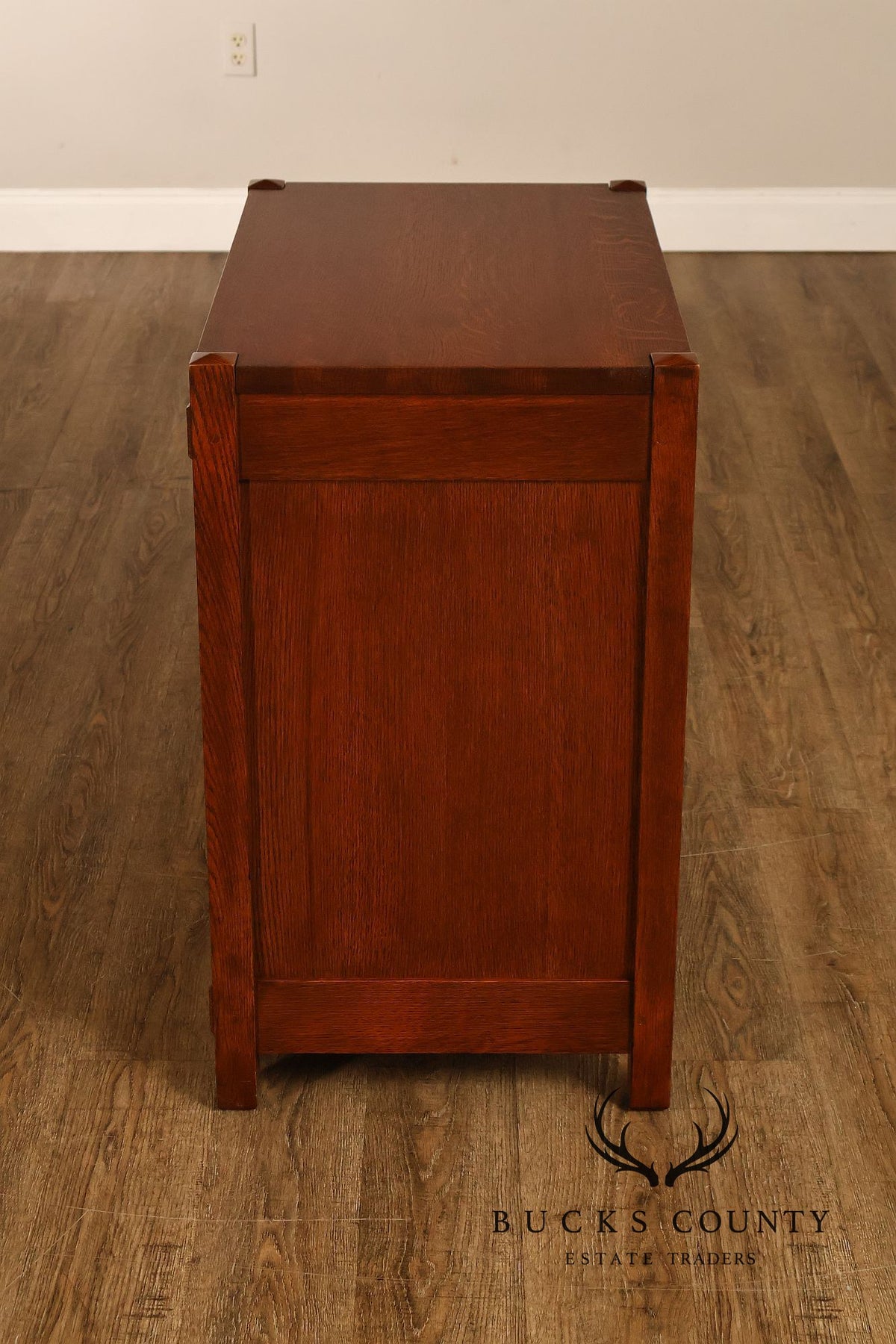Stickley Mission Collection Pair Of Oak Three-Drawer Chests
