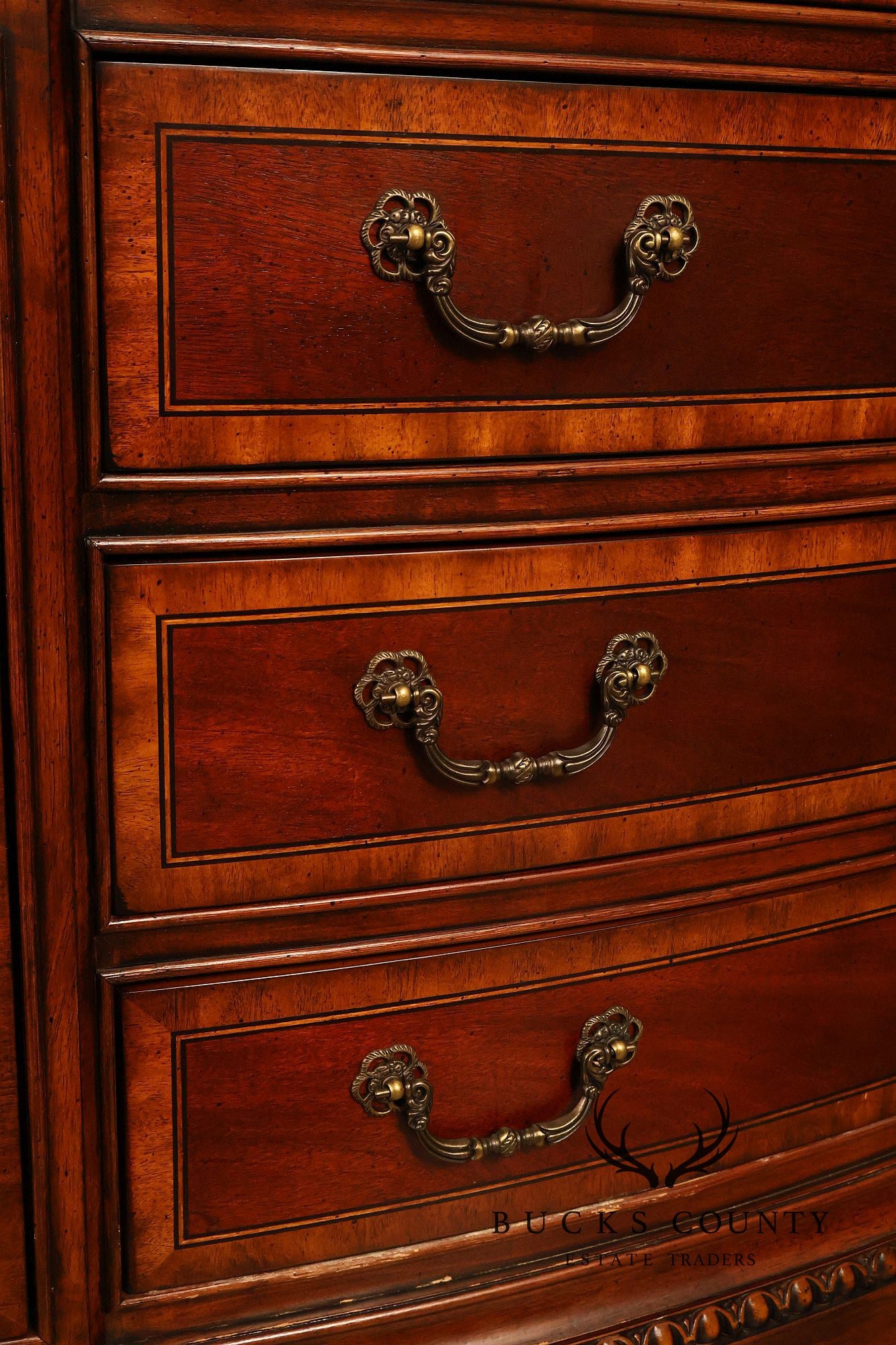 Universal Furniture Georgian S995tyle Marble Top Buffet Sideboard