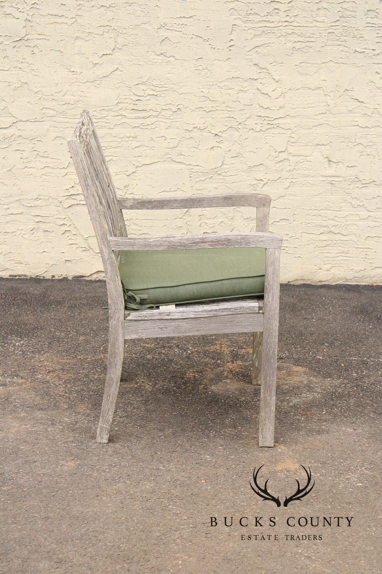 Gloster Teak Outdoor Patio Dining Table With Four Chairs