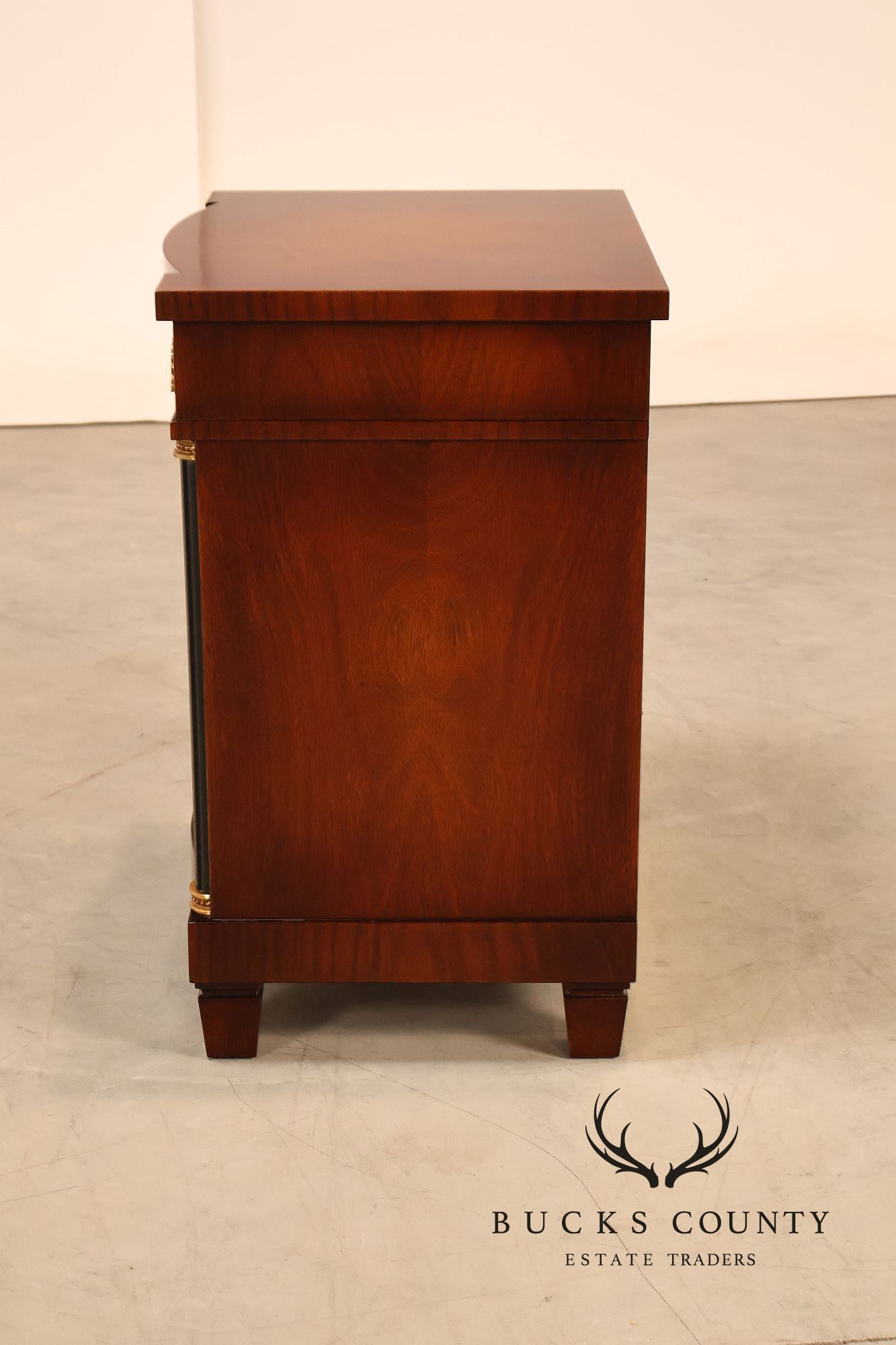 Mariner Luxury Furniture Empire Style Pair Of Mahogany Nightstands
