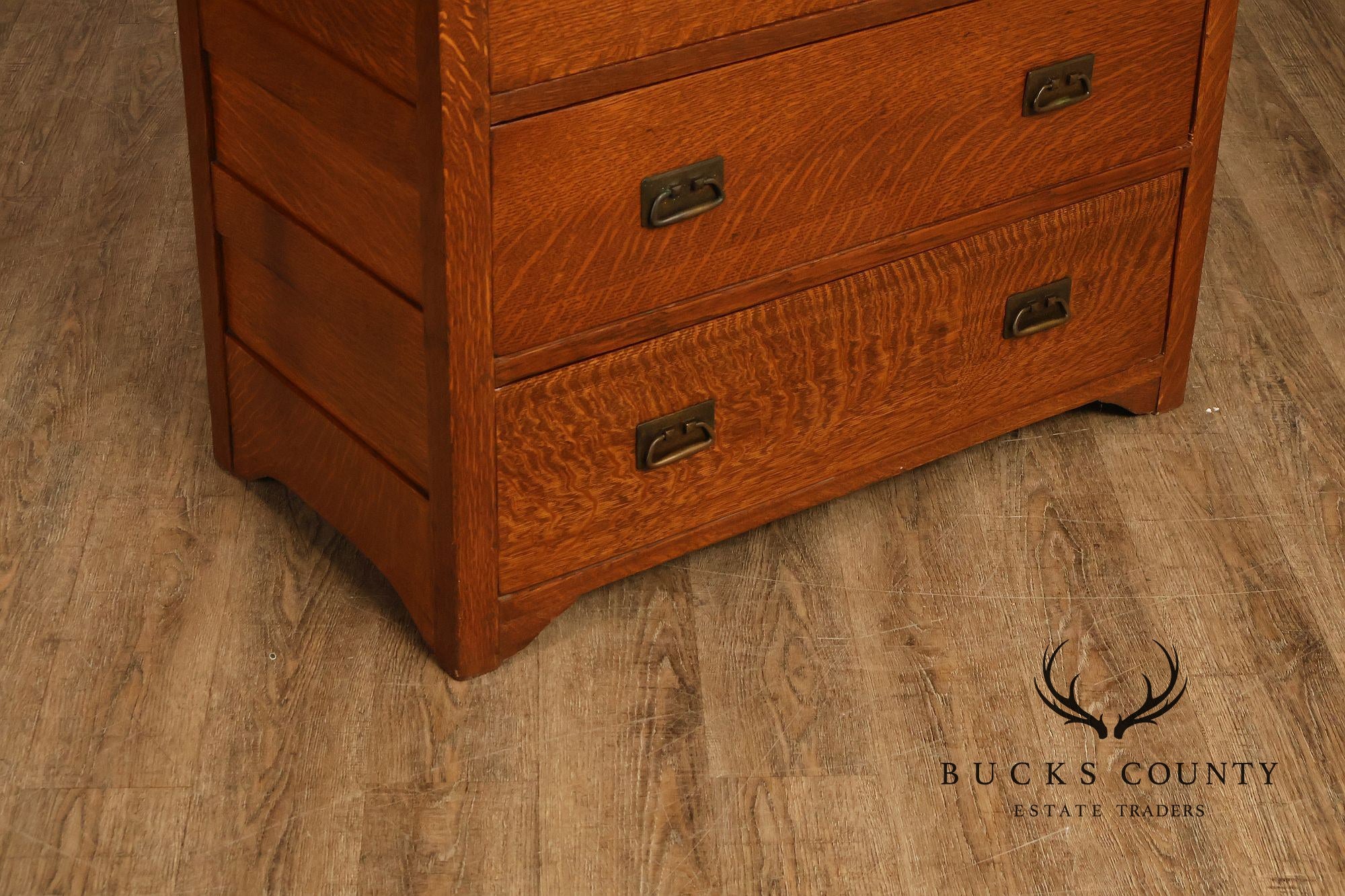 L. & J.G. Stickley Onondaga Period Oak Dresser With Mirror