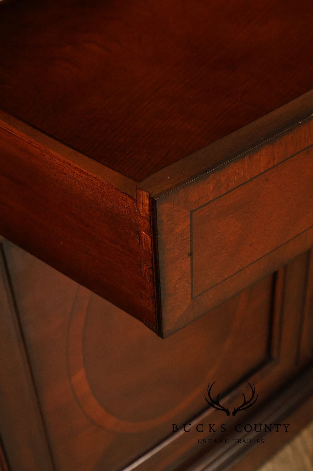 Drexel Heritage British Accents Curved Mahogany Dining Buffet Sideboard