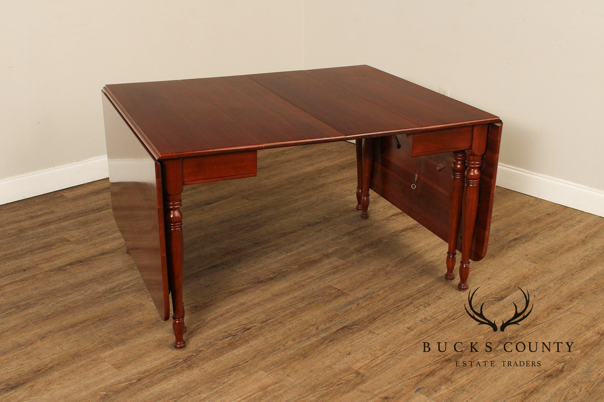 Sheraton Style Cherry Drop-Leaf Extendable Dining Table