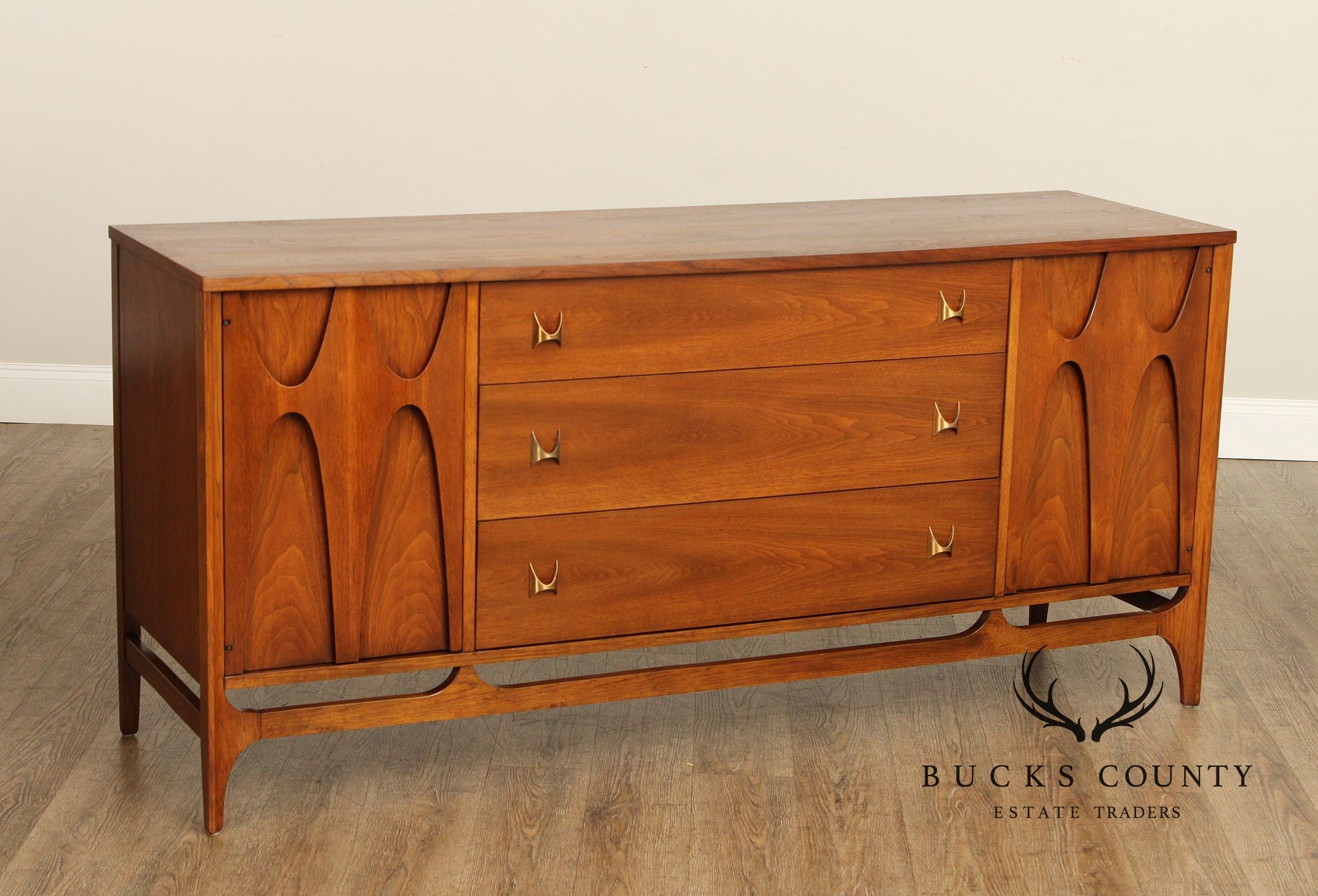 Broyhill Brasilia Mid Century Modern Walnut Sideboard