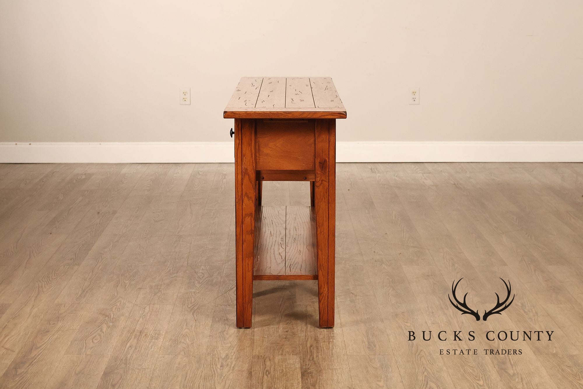 Broyhill Attic Heirlooms Country Style Oak Console Table
