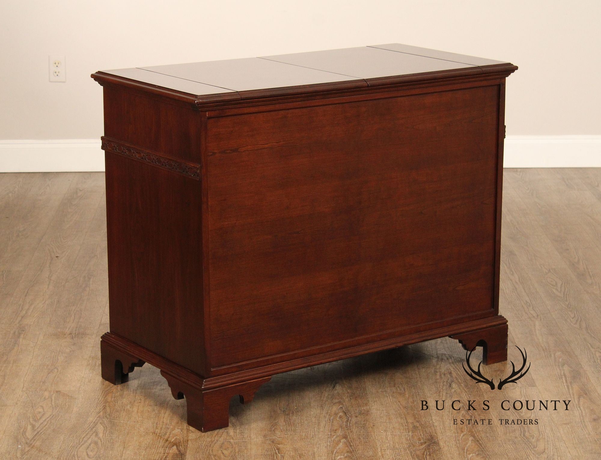 Ethan Allen Georgian Style Cherry Flip-Top Server