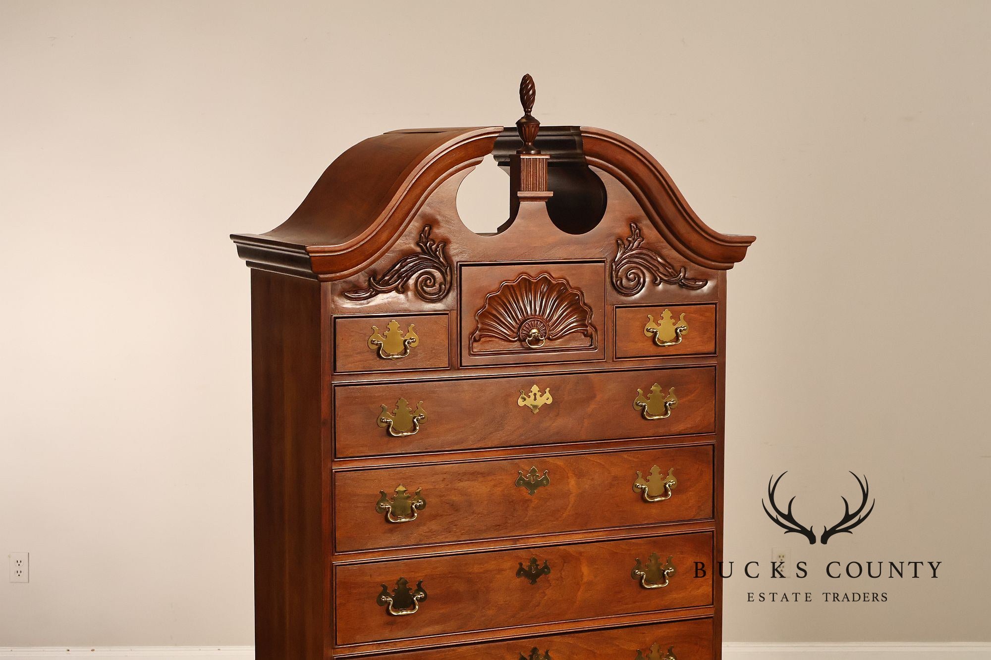 Thomasville 'The Mahogany Collection' Carved Highboy