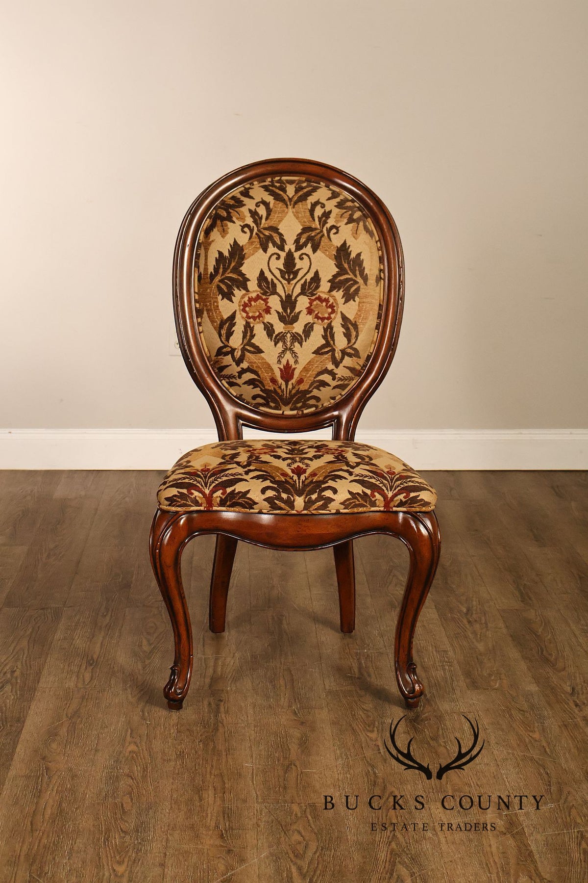 Henredon French Louis XV Style Set of Eight Dining Chairs