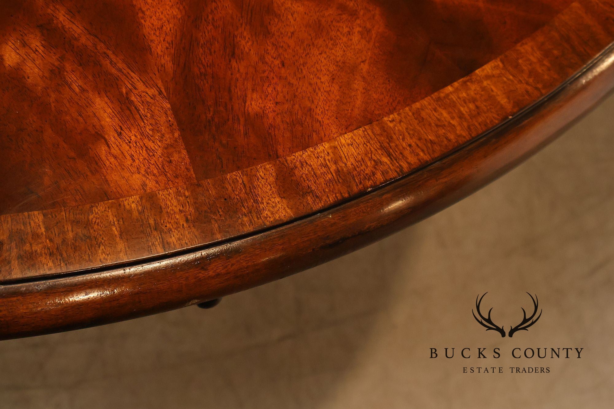 Theodore Alexander Regency Style Flame Mahogany Round Expanding Dining Table