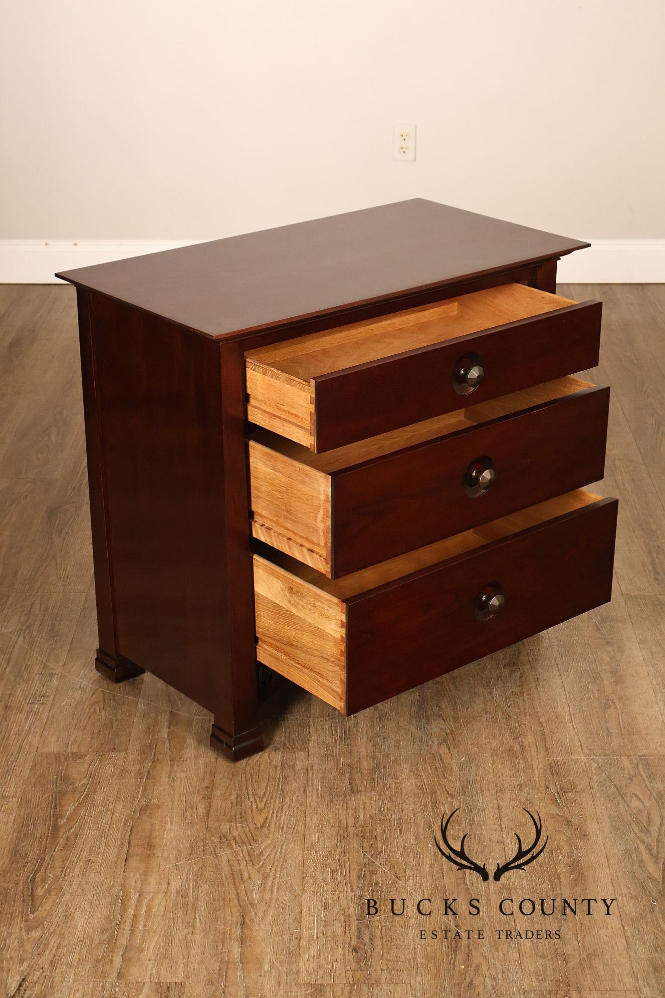 Stickley Edinburgh Collection Pair Of Cherry Nightstands