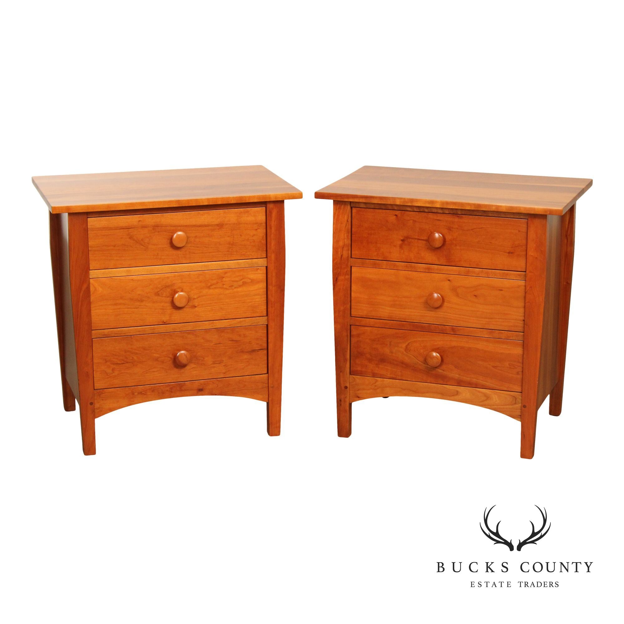 Stickley Pair of Mission Collection Harvey Ellis Three Drawer Cherry Nightstands