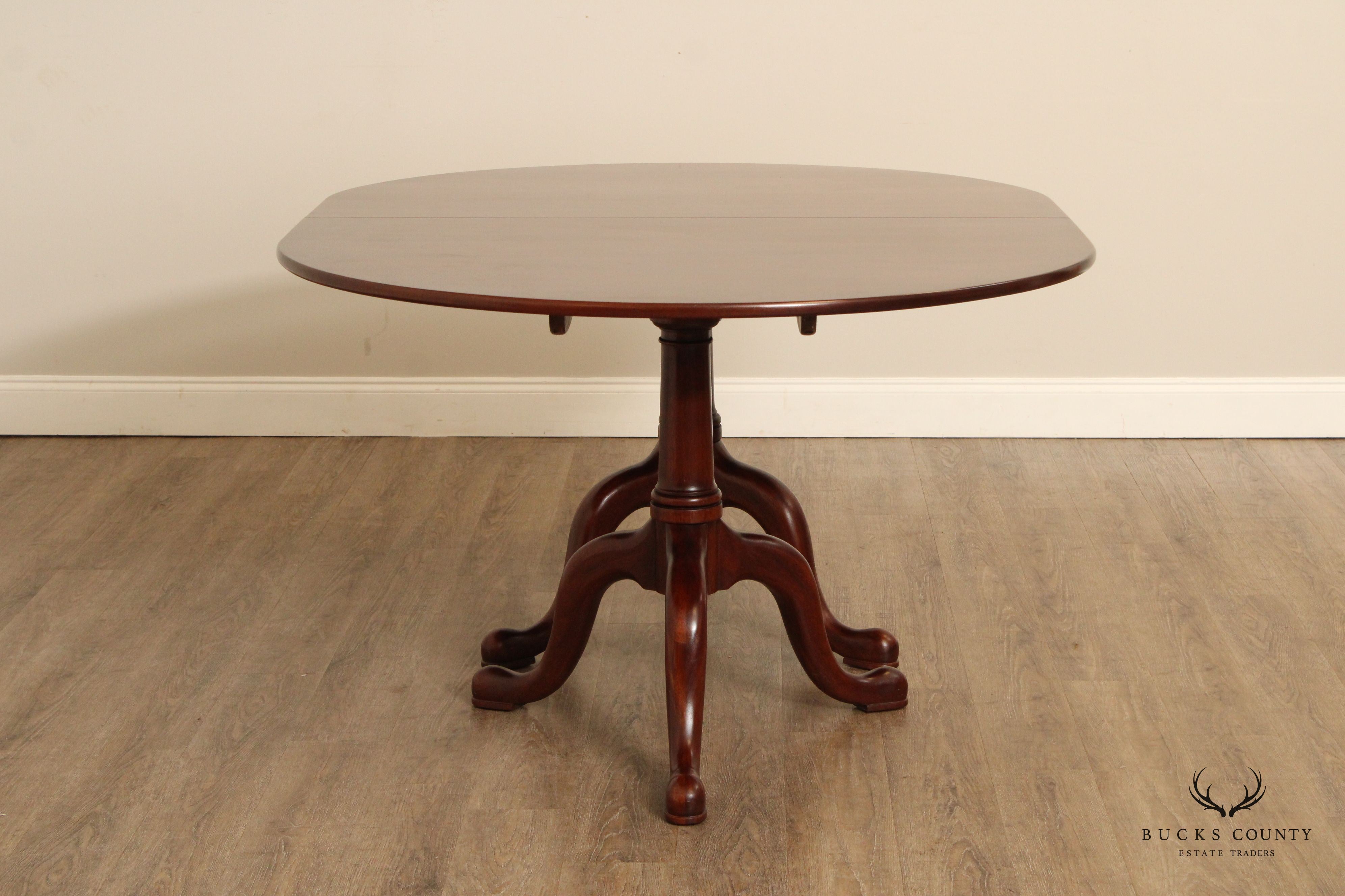 Henkel Harris Georgian Style Vintage Mahogany Double Pedestal Dining Table