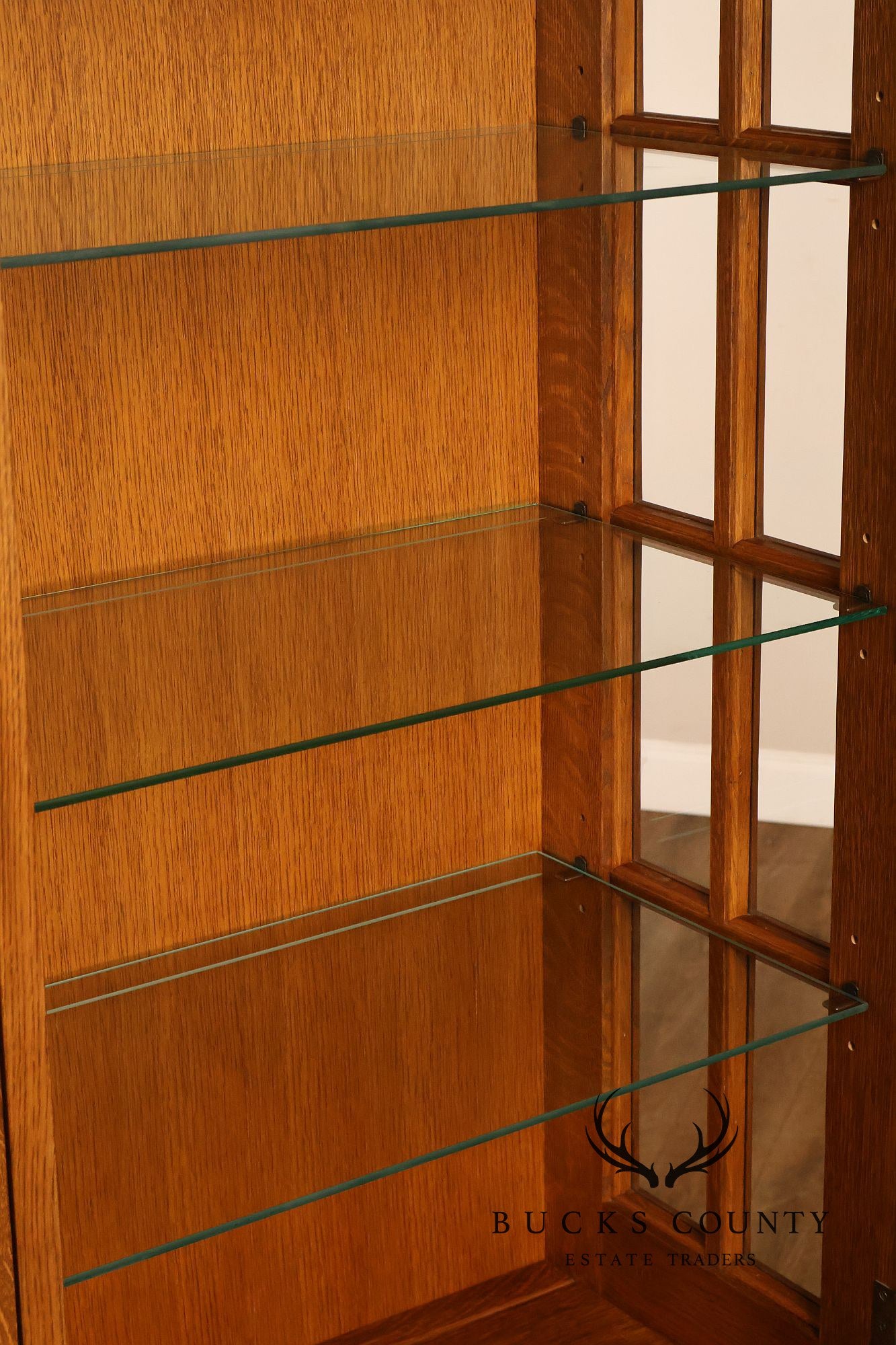 Stickley Mission Collection Oak China Cabinet With Strap Hardware