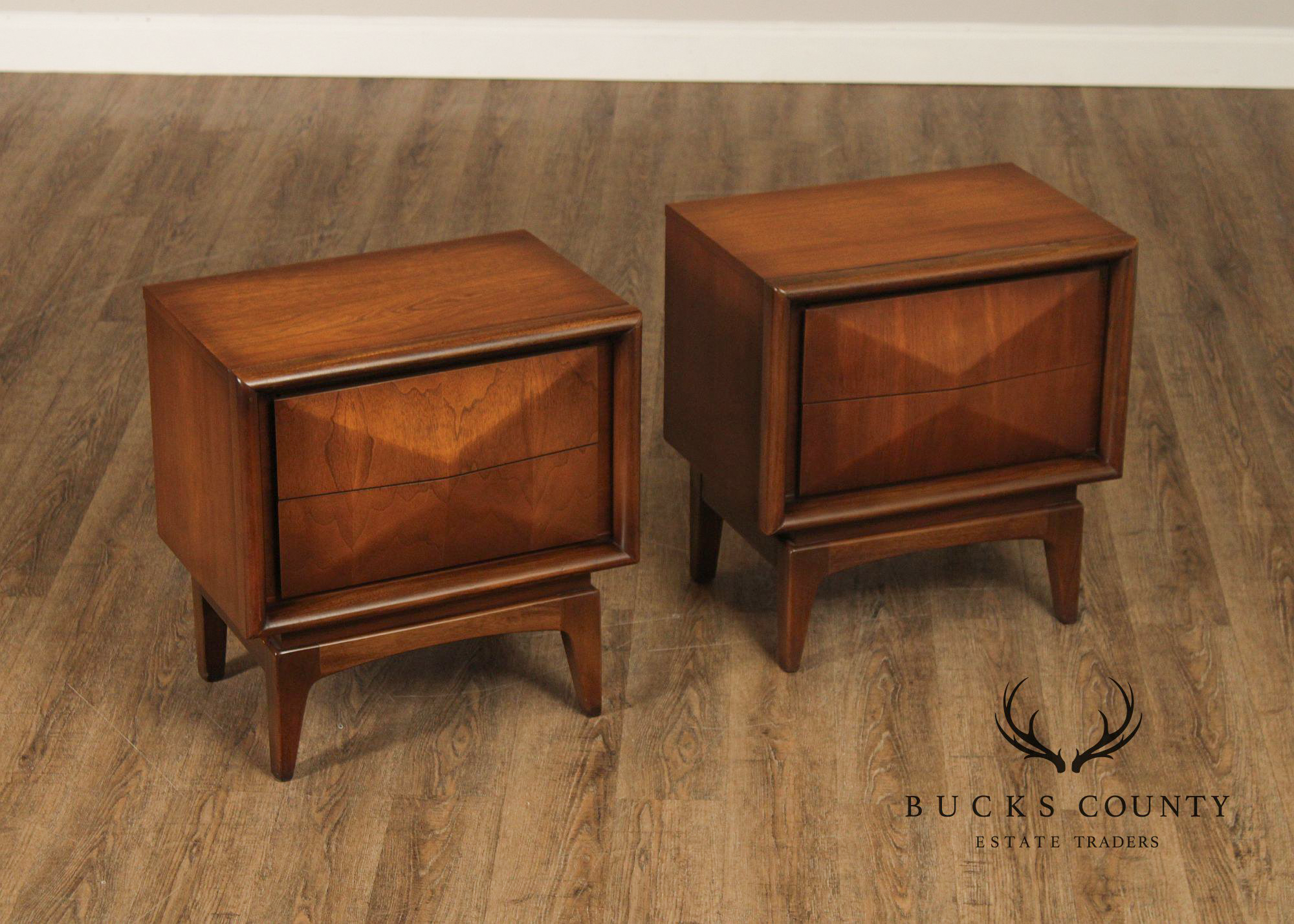 United Furniture Mid Century Modern Pair of Walnut Diamond Front Nightstands