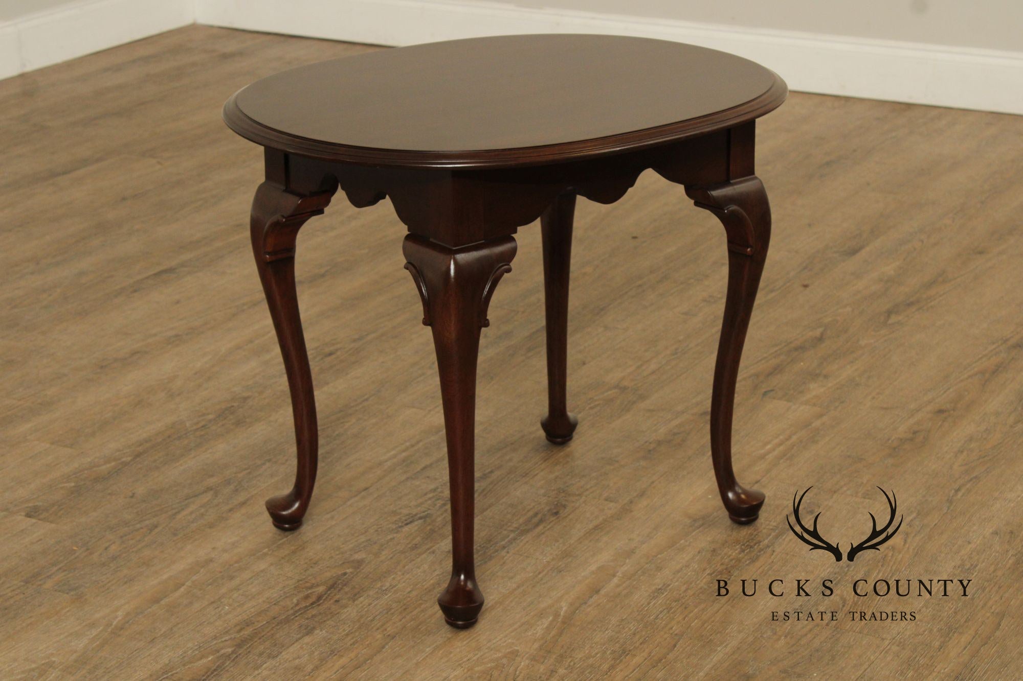 Ethan Allen 'Georgian Court' Queen Anne Style Carved Cherry End Table