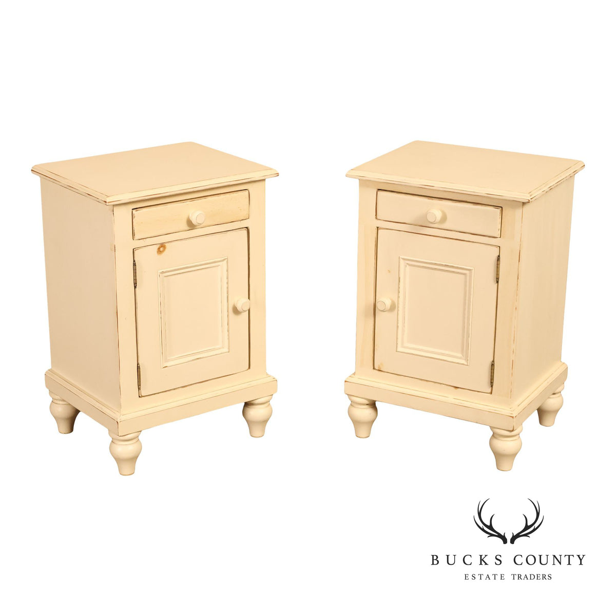 Coastal Style Pair of Painted Bedside Cabinets