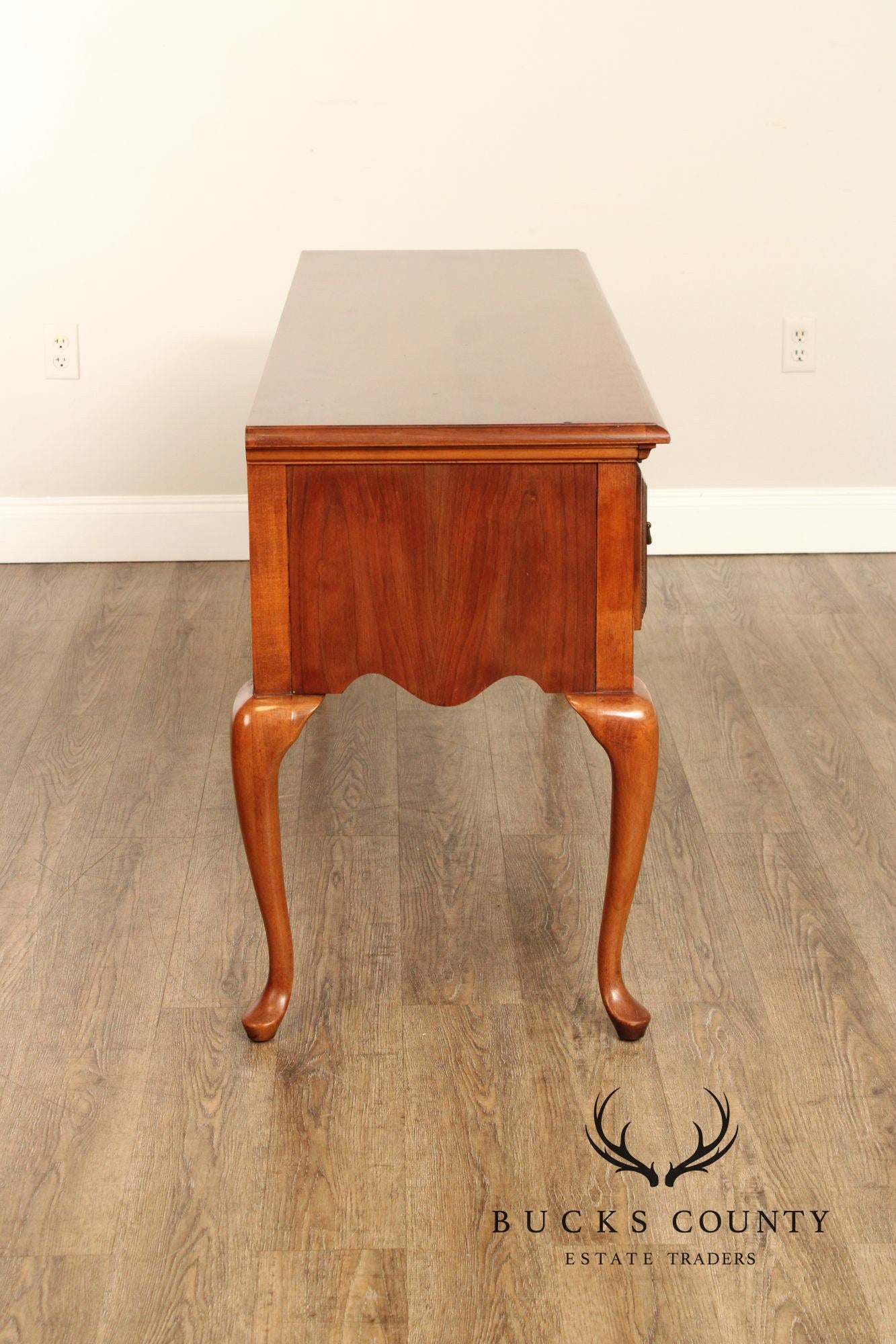 American Drew Queen Anne Style Cherry Sideboard