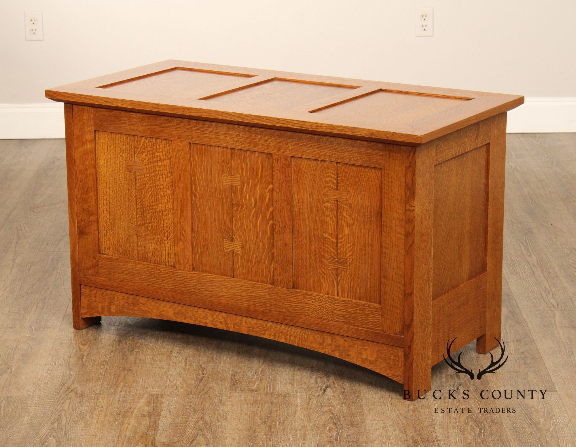 Stickley Mission Collection Oak Blanket Chest