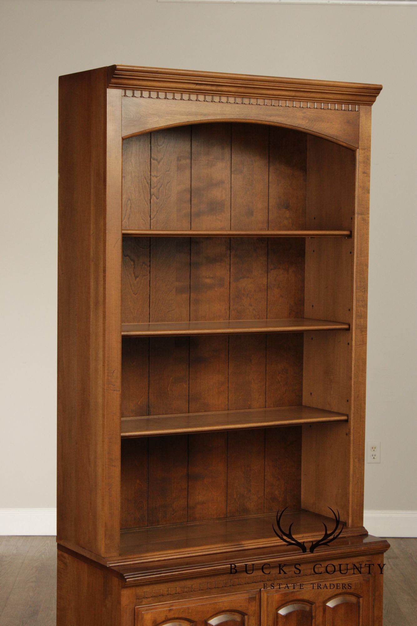 Ethan Allen Vintage Pair Of Maple Bookcases