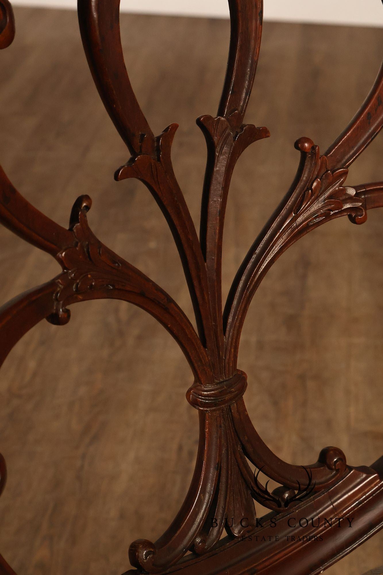 Hepplewhite Inspired Set Of Eight Mahogany Carved Oval Back  Dining Chairs