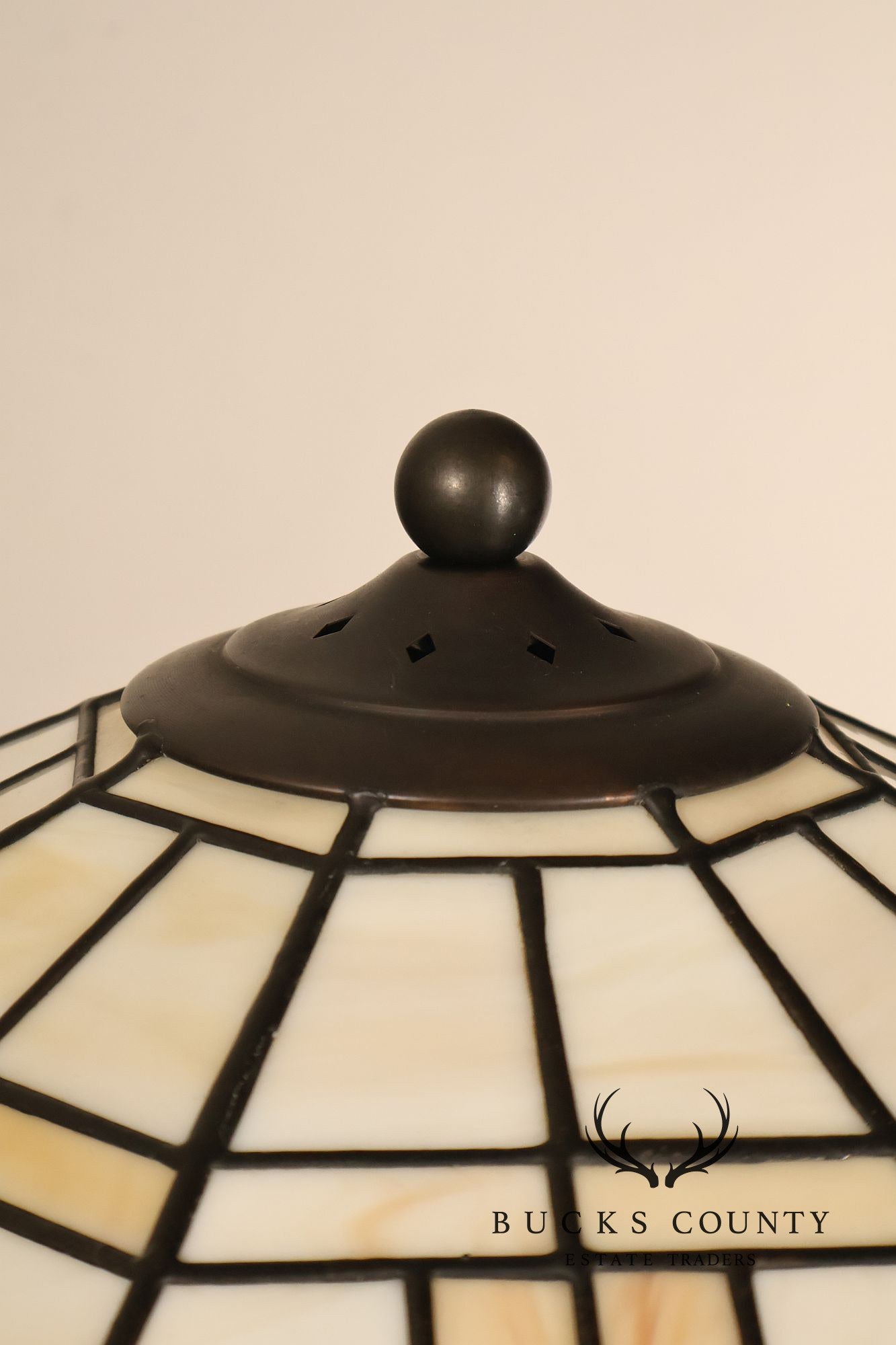 Stickley Mission Collection Table Lamp With Leaded Glass Shade