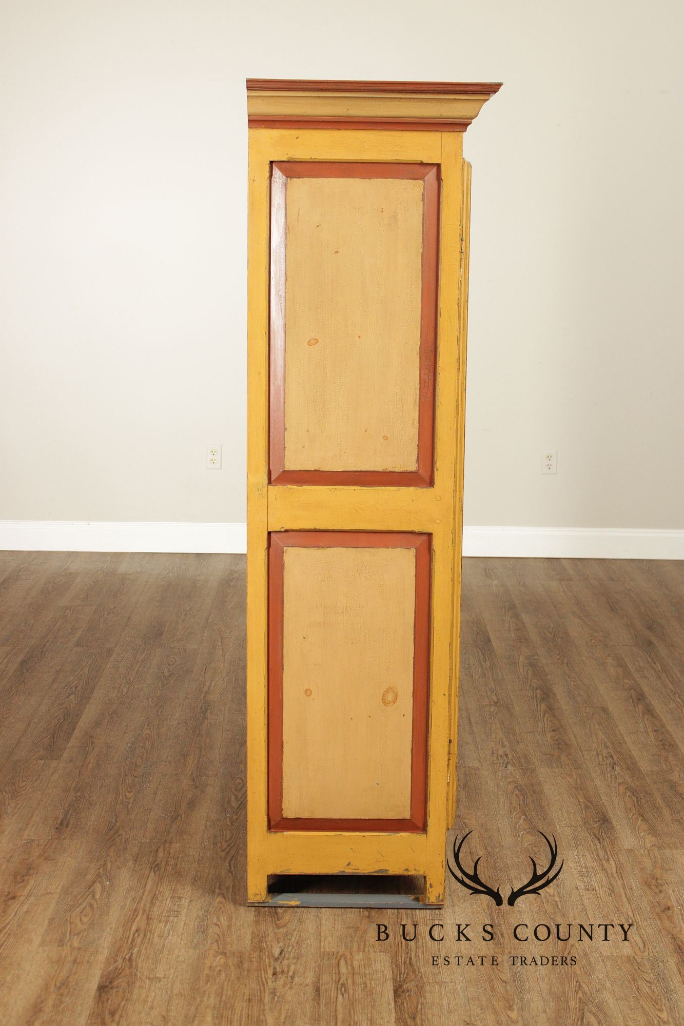 Custom Quality Country Farmhouse Painted Armoire Storage Cupboard