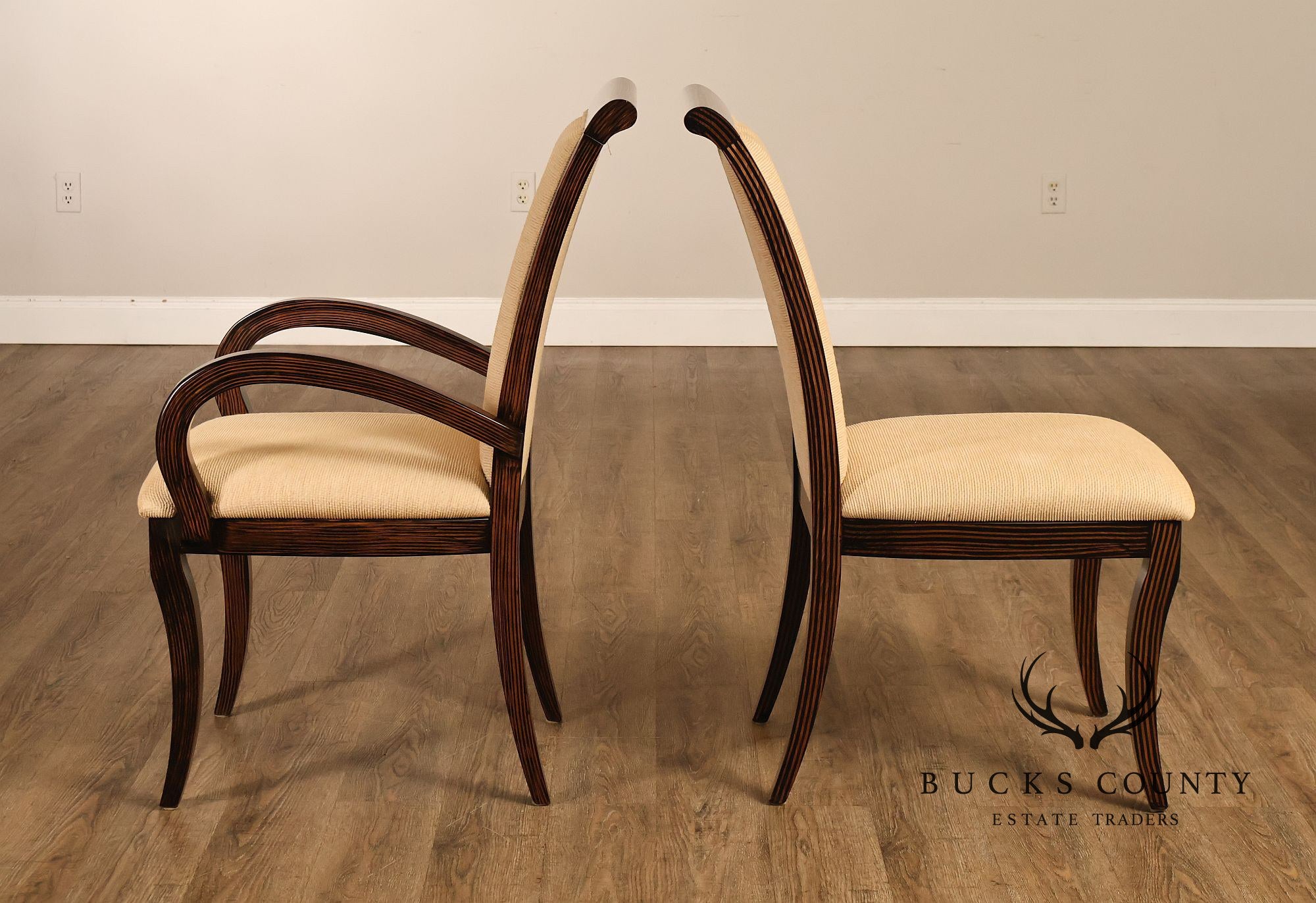 Giorgio Collection Natural Wood Pedestal Dinning Table and 8 Chairs