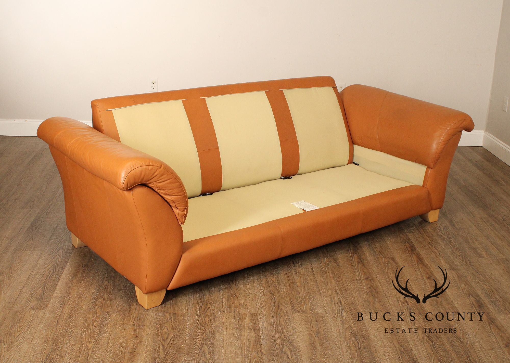 Post Modern Three-Seat Italian Leather 'Sonora' Sofa