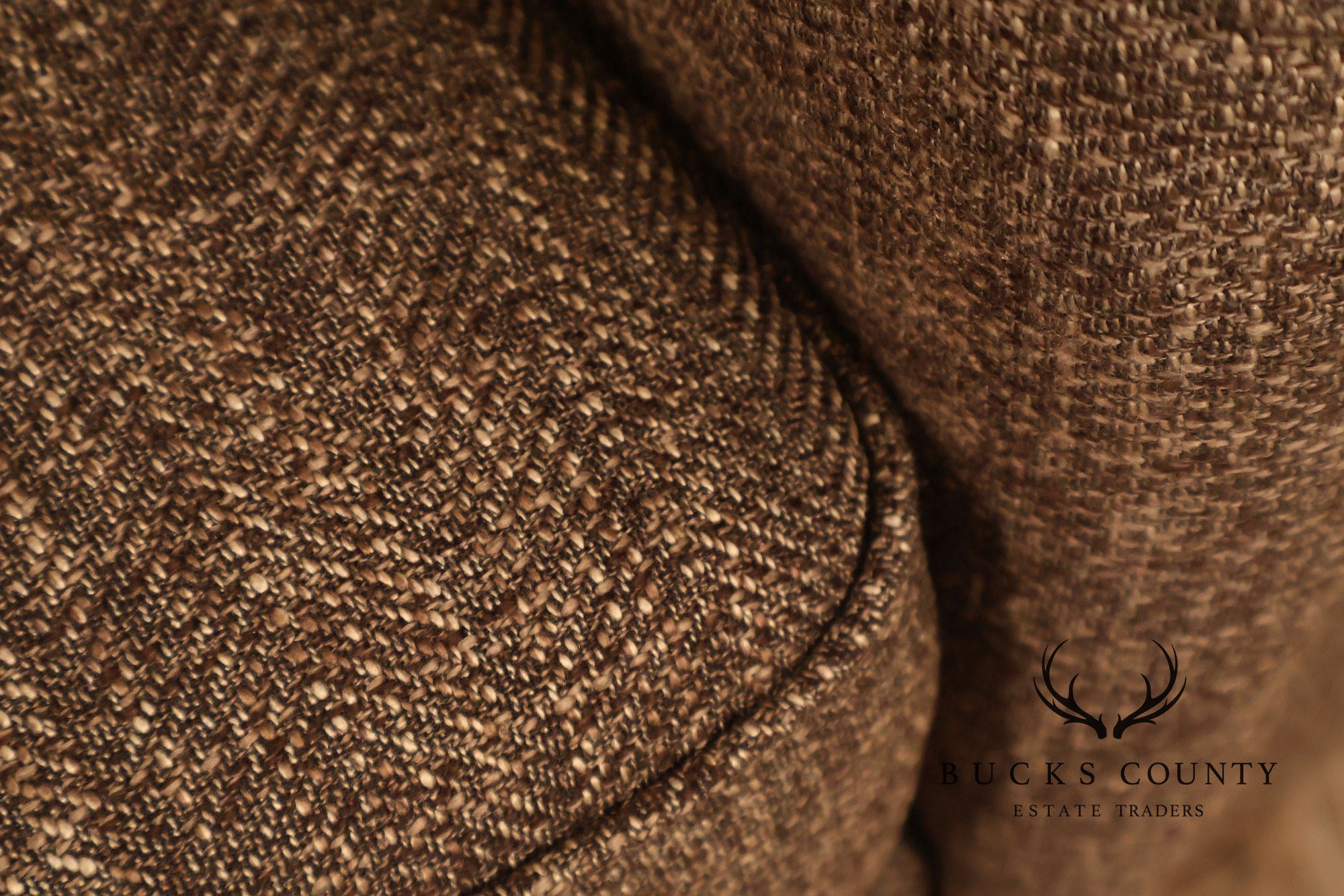 La-Z-Boy Contemporary Style Upholstered Lounge Chair