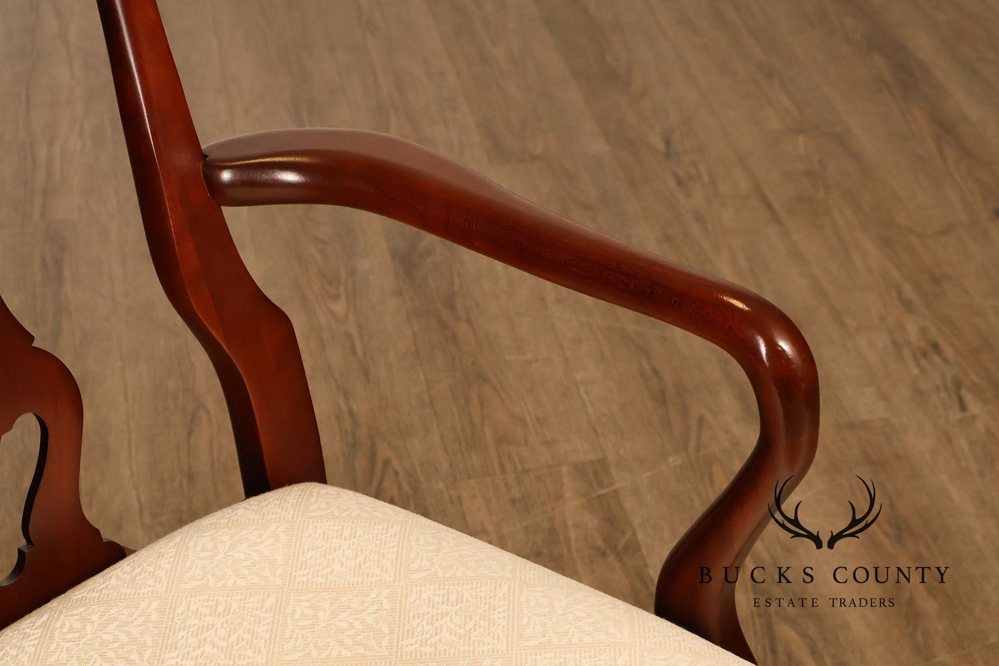 Pennsylvania House Set Of Eight Cherry Queen Anne Dining Chairs