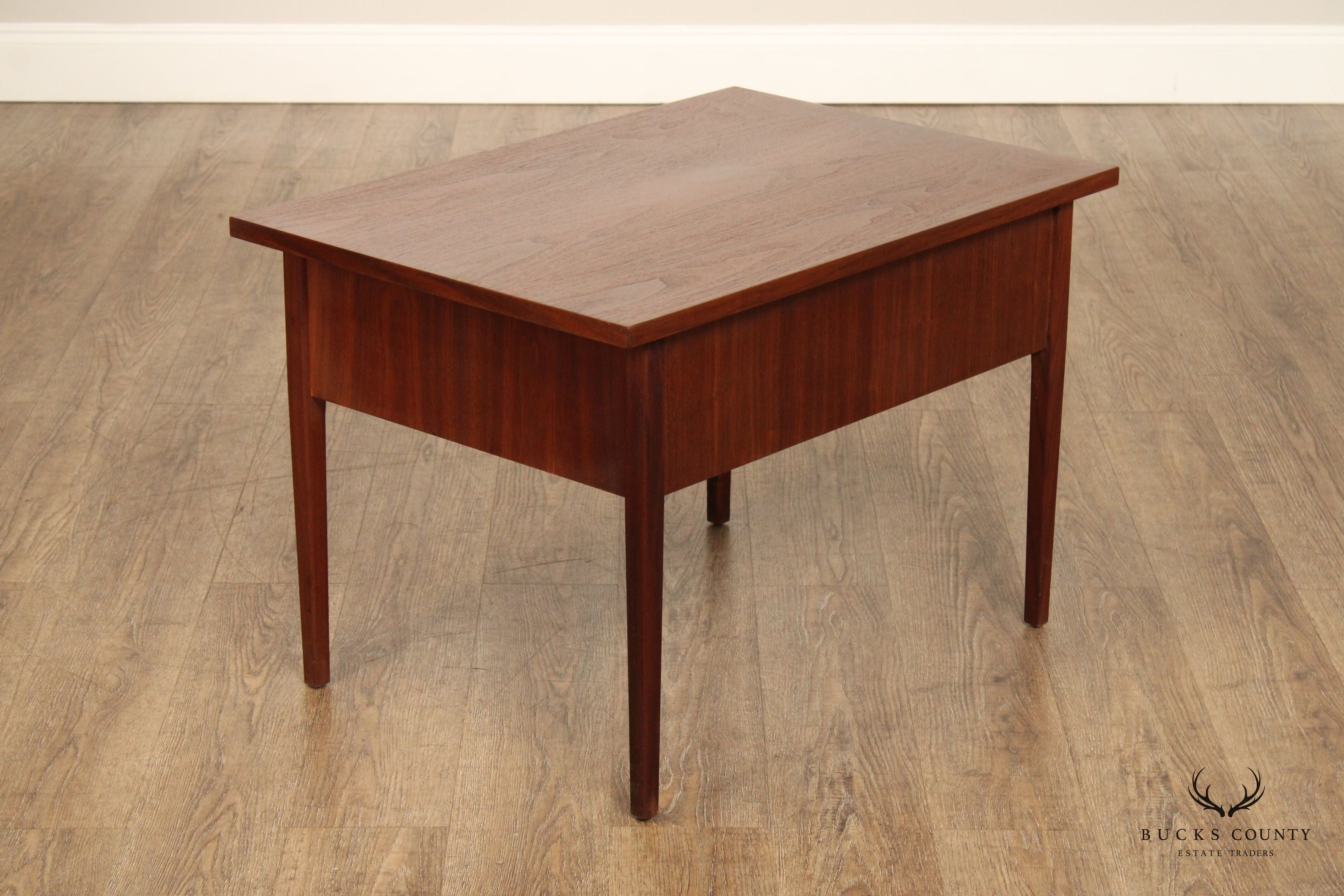 Mid Century Modern Pair of Walnut End Tables