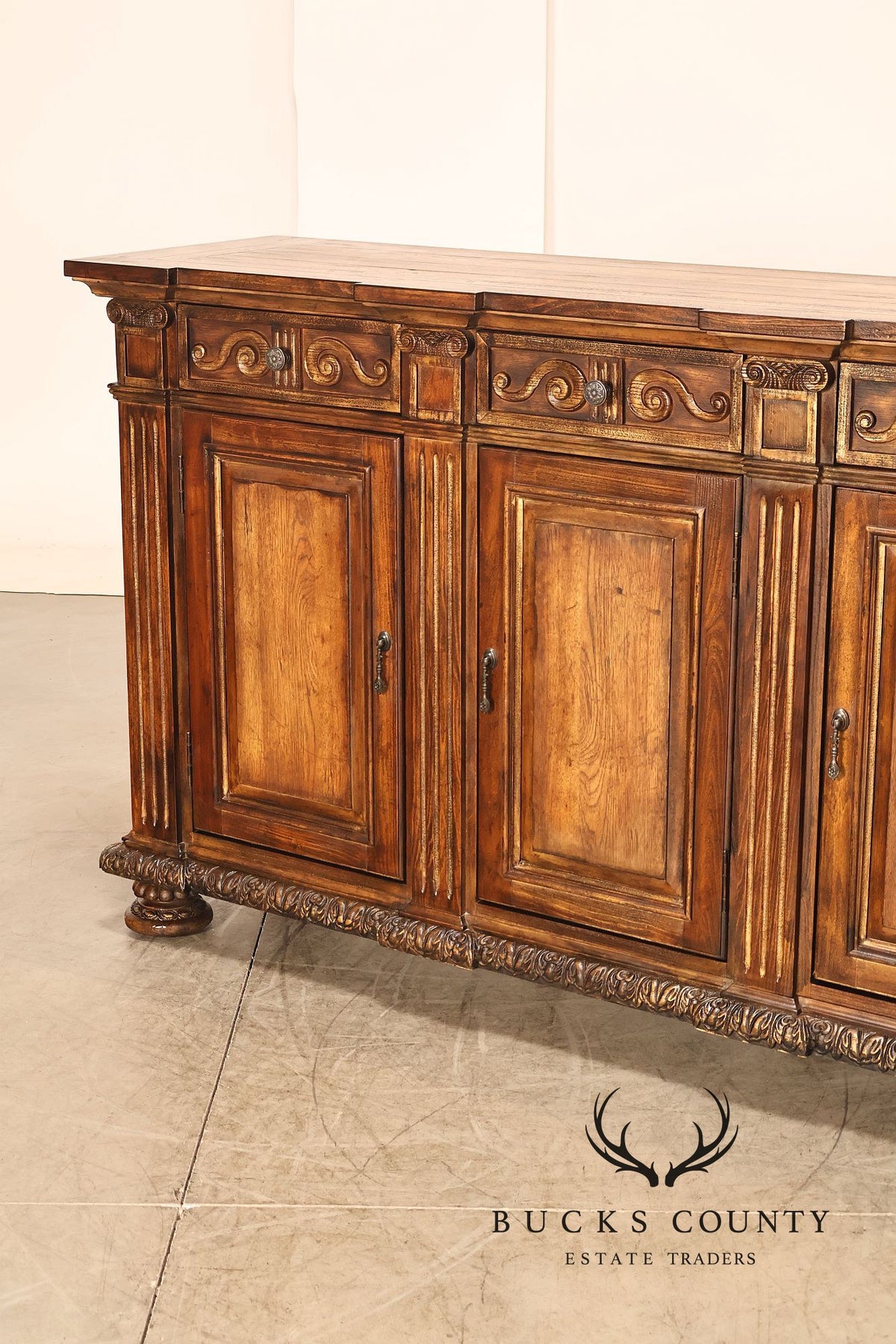 Hooker Furniture 'Rhapsody' Rustic Sideboard