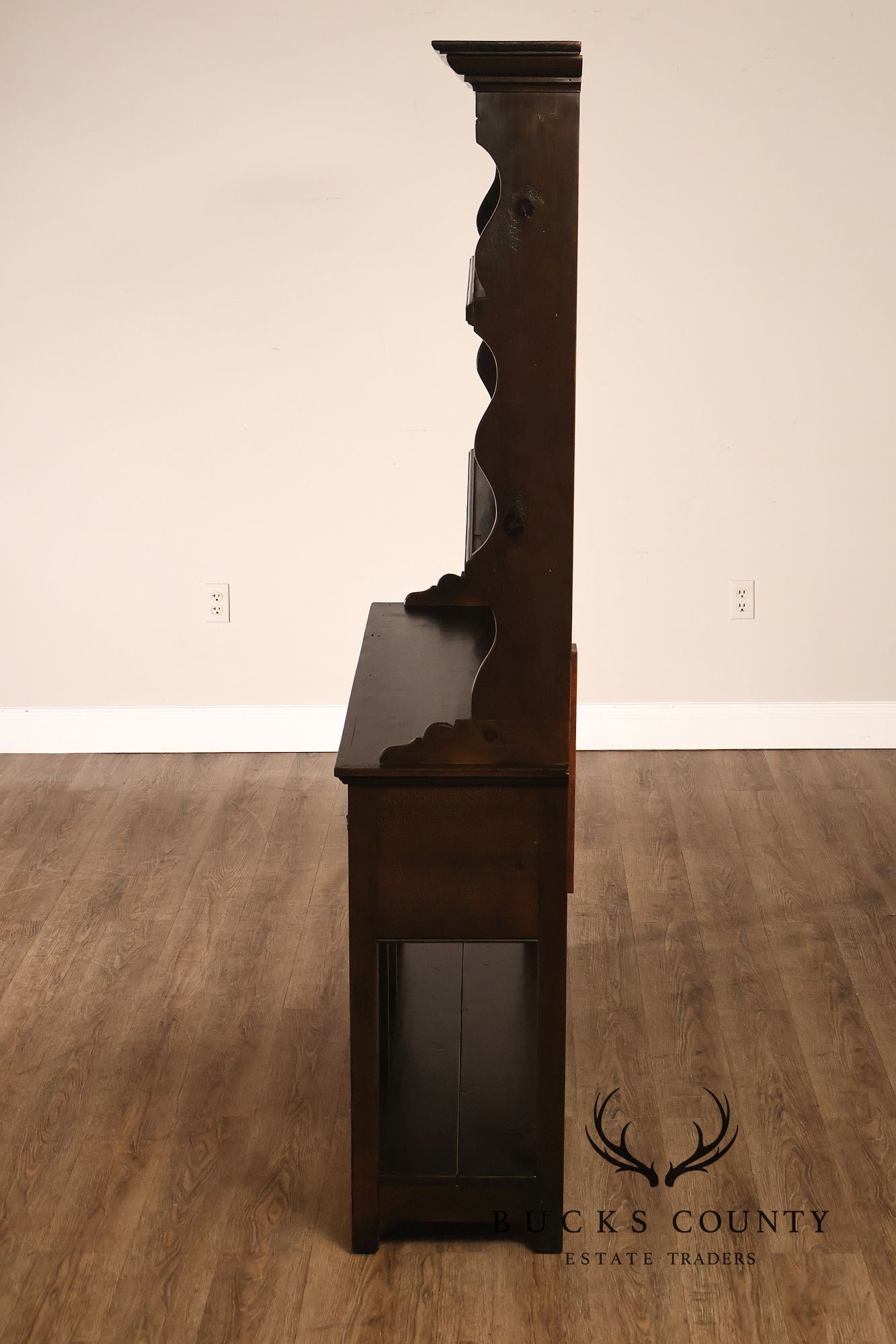 Stephen Von Hohen Country Style Pine Stepback Hutch