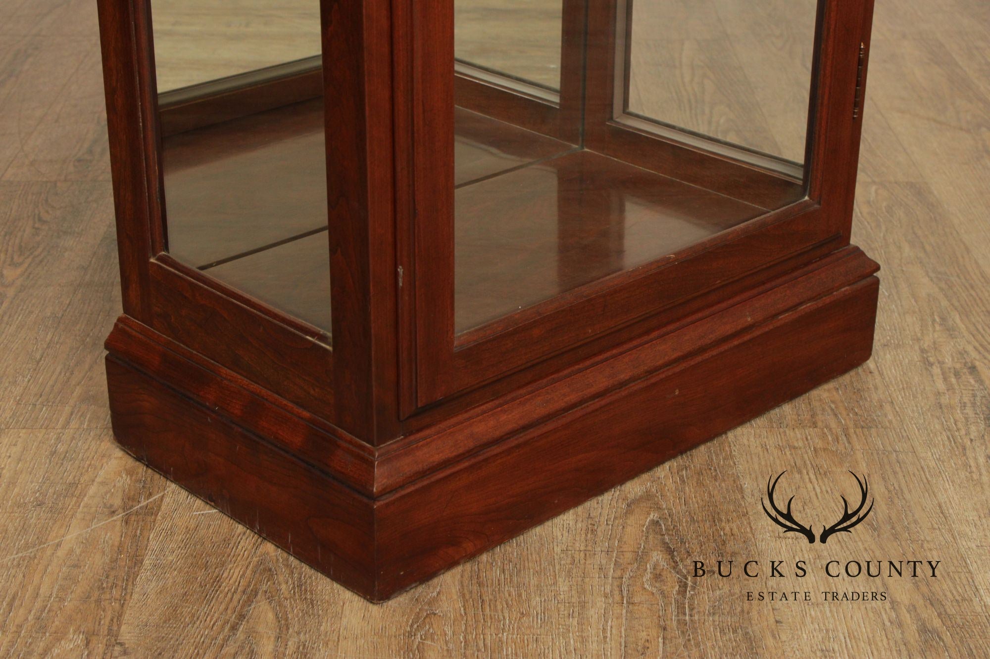 Knob Creek Traditional Cherry Narrow Curio Display Cabinet