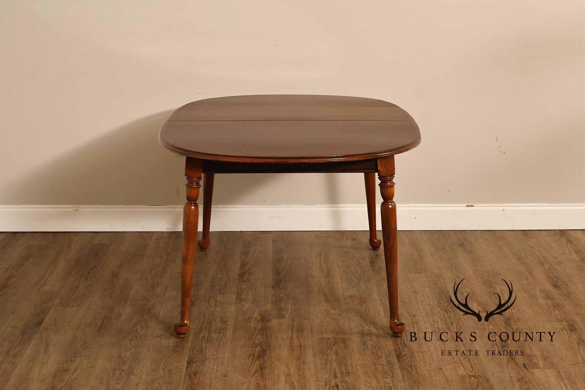 Ethan Allen Georgian Court Vintage Traditional Cherry Dining Table