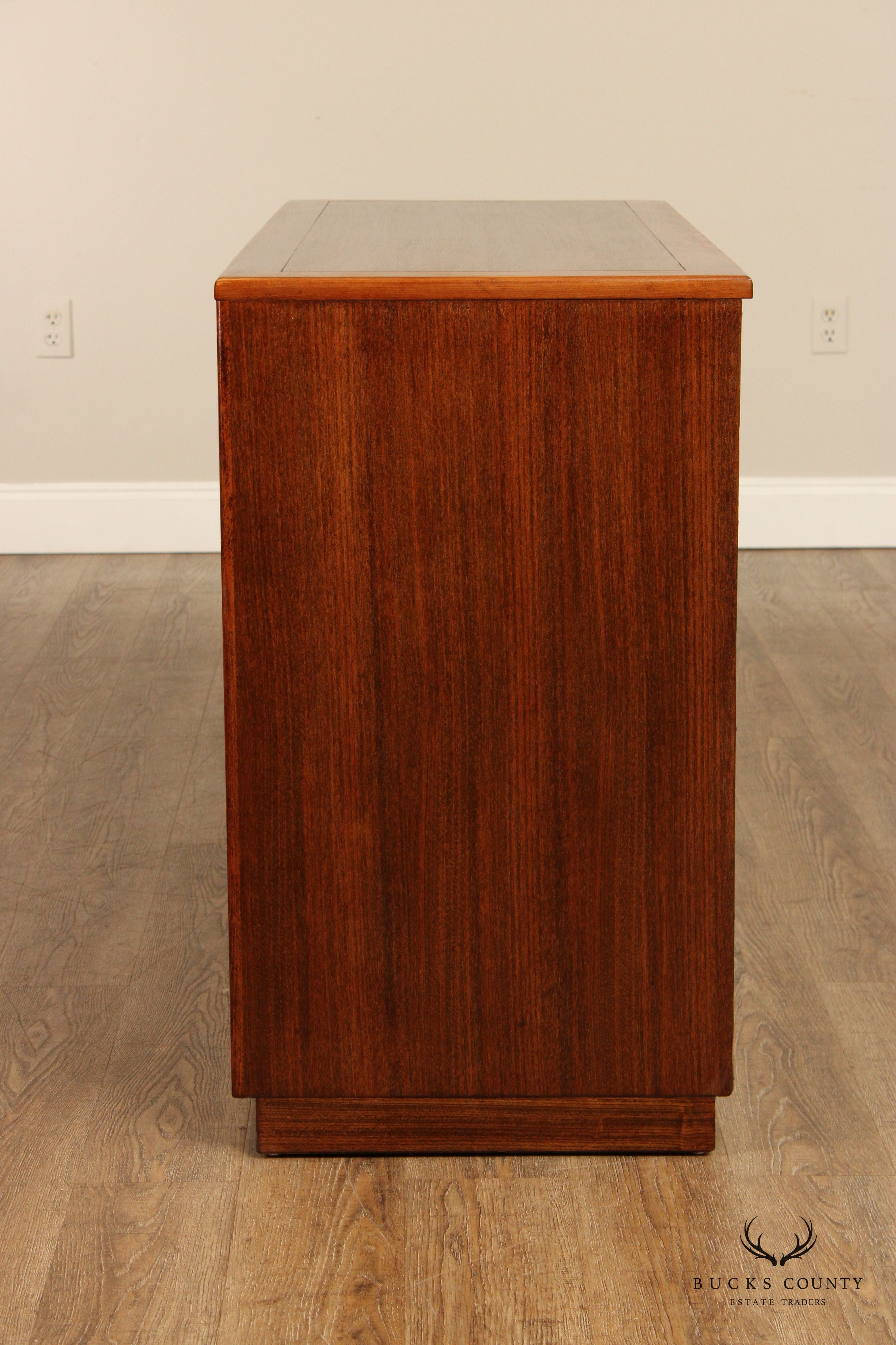 Drexel Mid Century Modern 'Precedent' Chest of Drawers