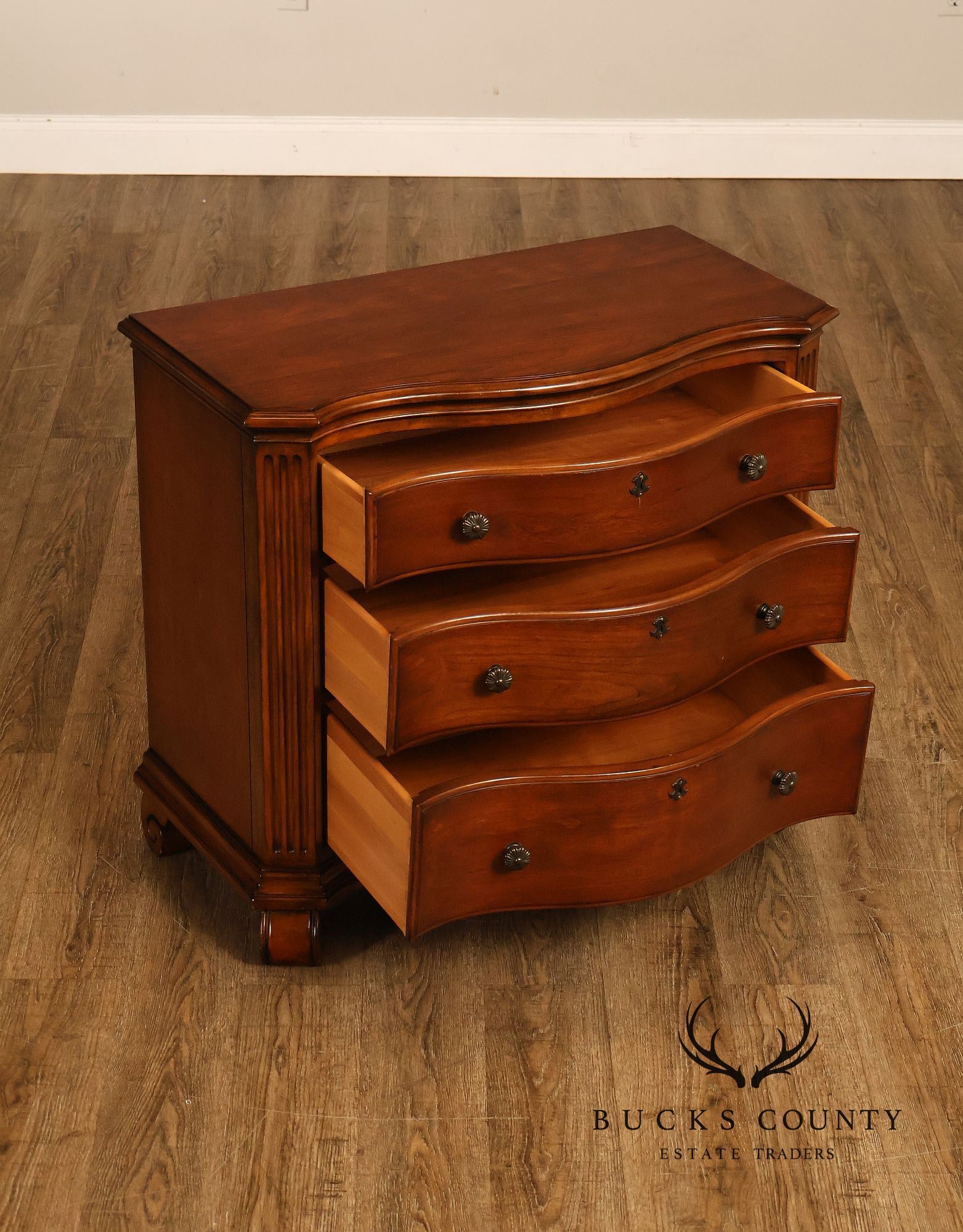 Lane Mid Century Modern Pair of Walnut One-Drawer Nightstands