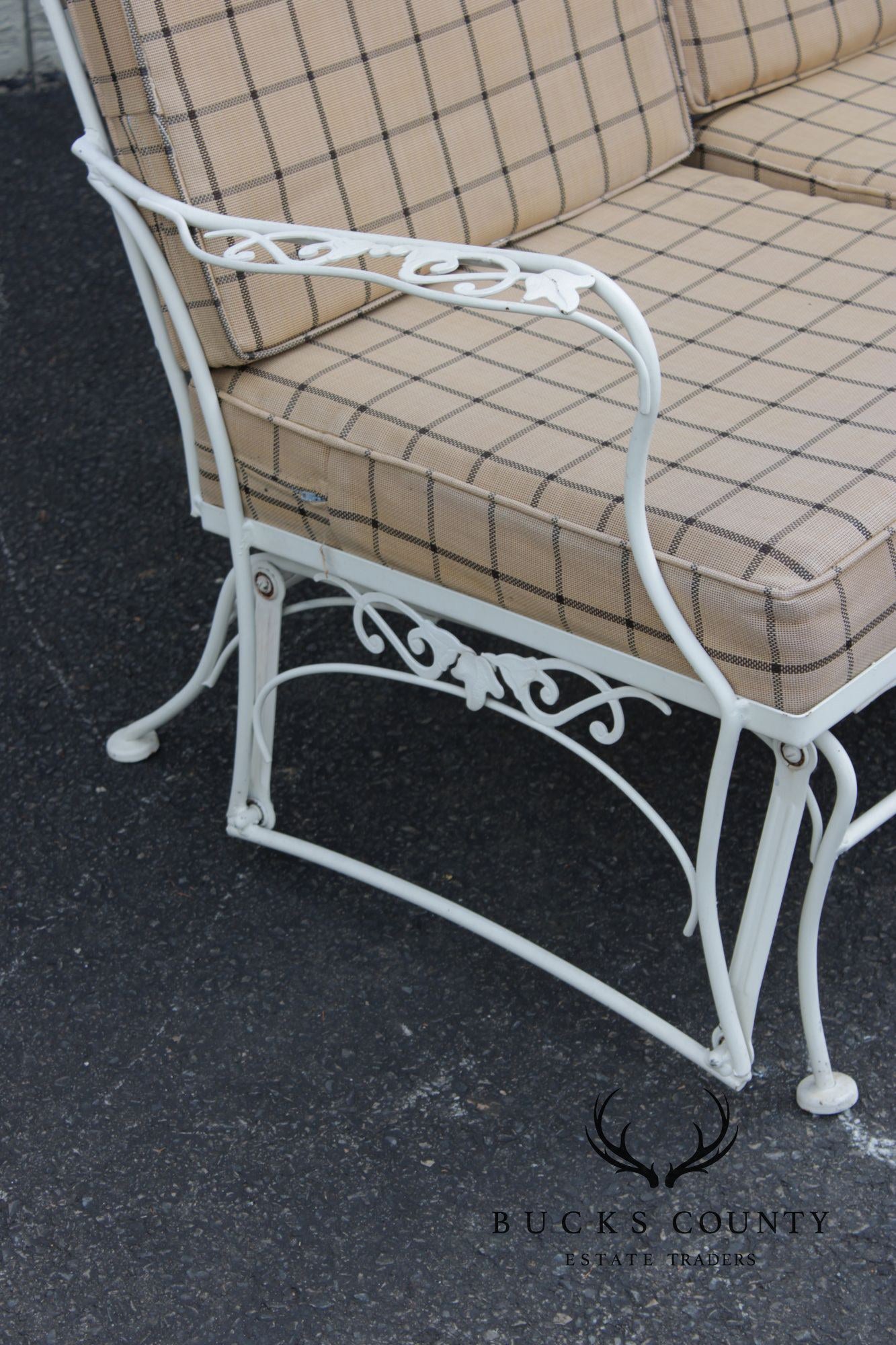 Lyon-Shaw Vintage Outdoor Patio Sofa With Scroll Iron Frame And Cushions