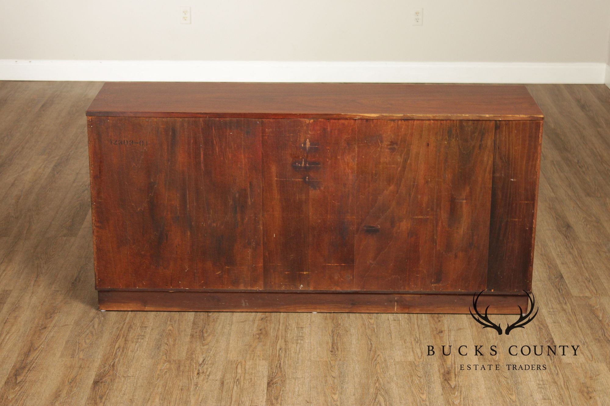 Jack Cartwright Mid-Century Modern Walnut Credenza Sideboard