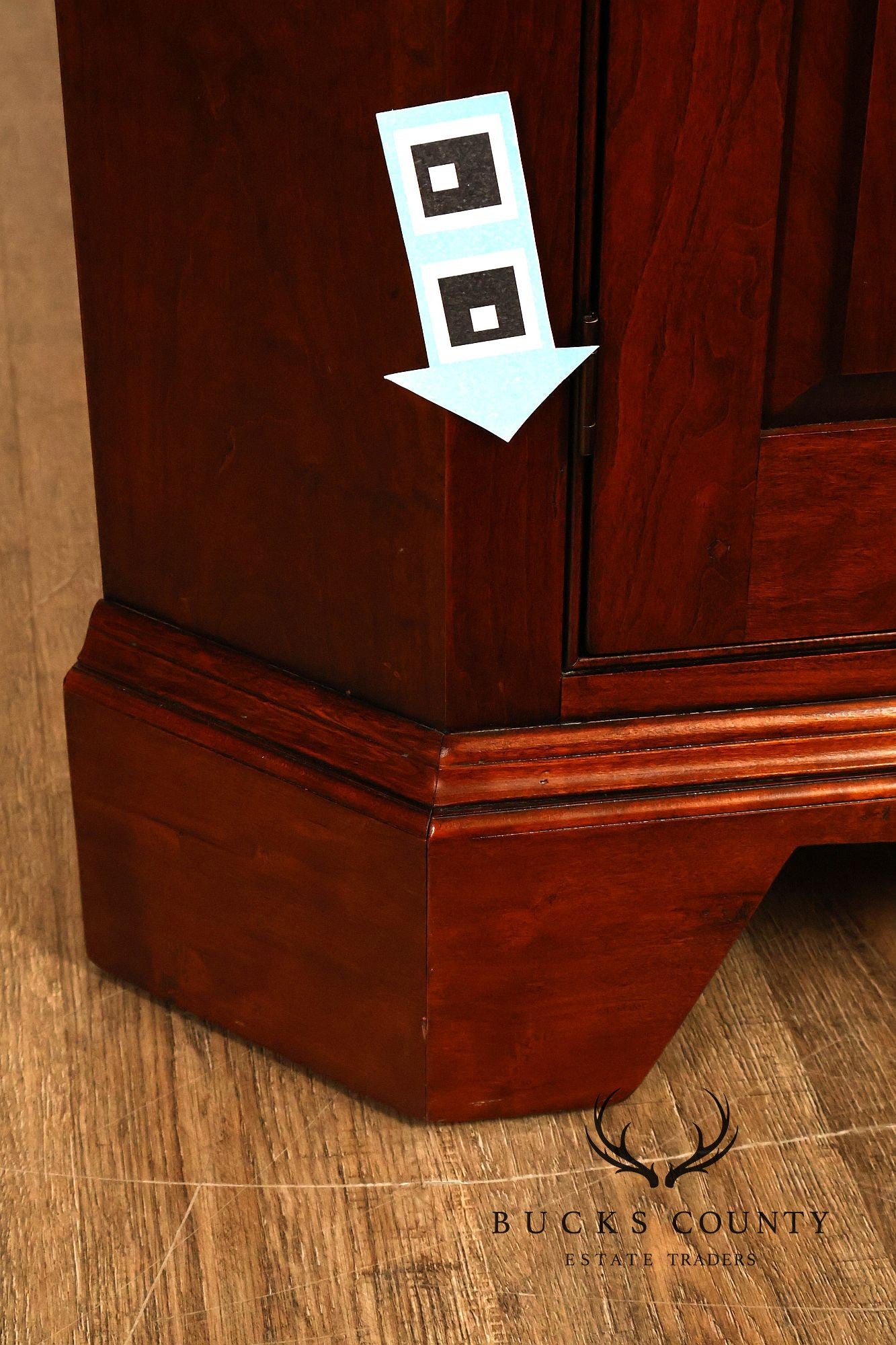 Piper Classics Custom Pine Blind Door Corner Cabinet