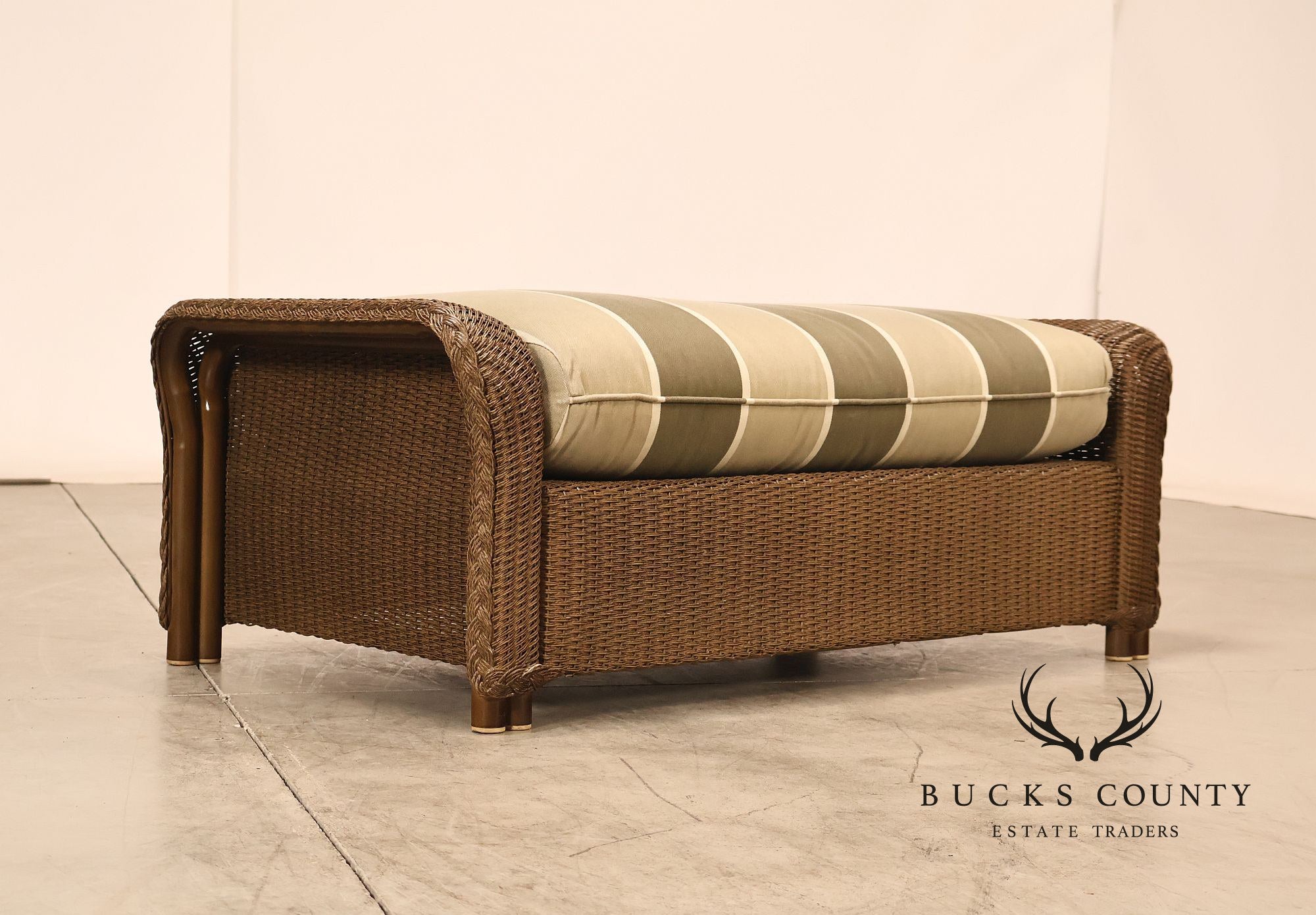 Lloyd Flanders 'Reflections' Outdoor Wicker Ottoman