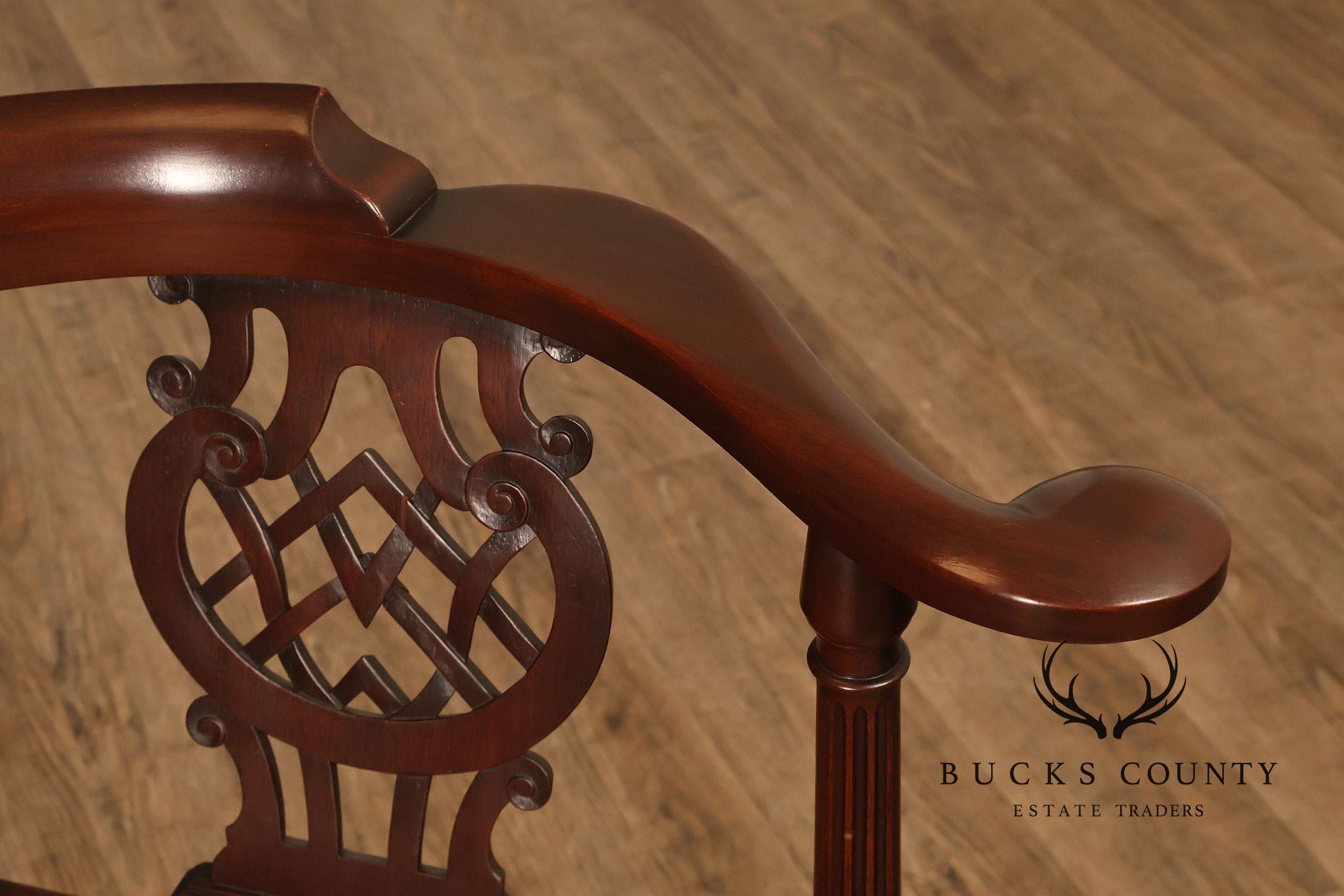 Kittinger Furniture Chippendale Style Mahogany CW-48 Corner Chair