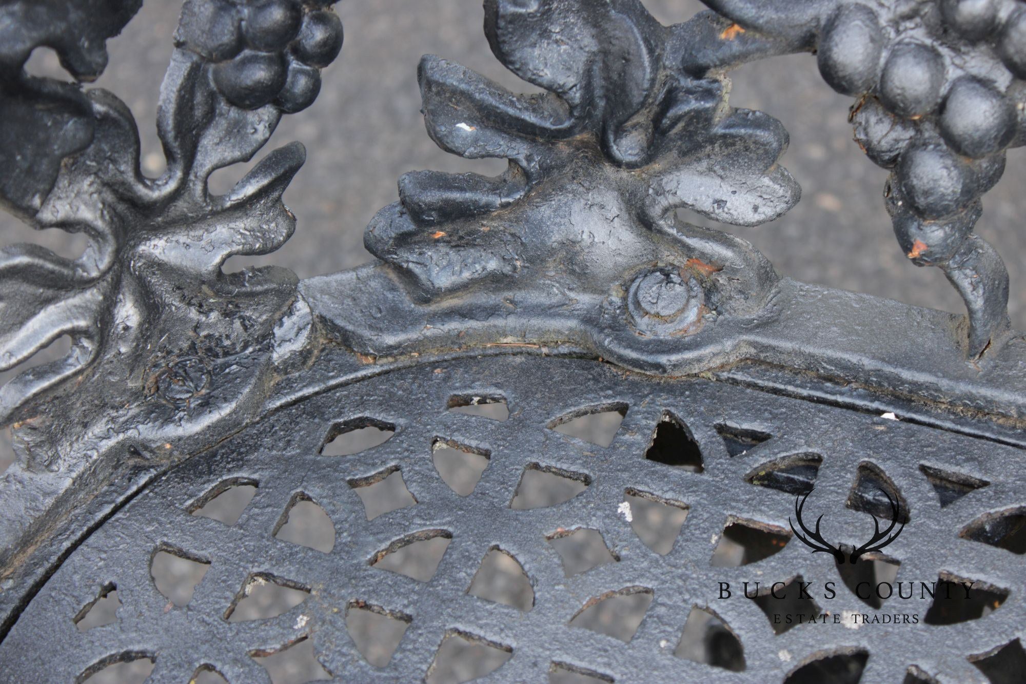 Antique Victorian Style Cast Iron Outdoor Garden Bench
