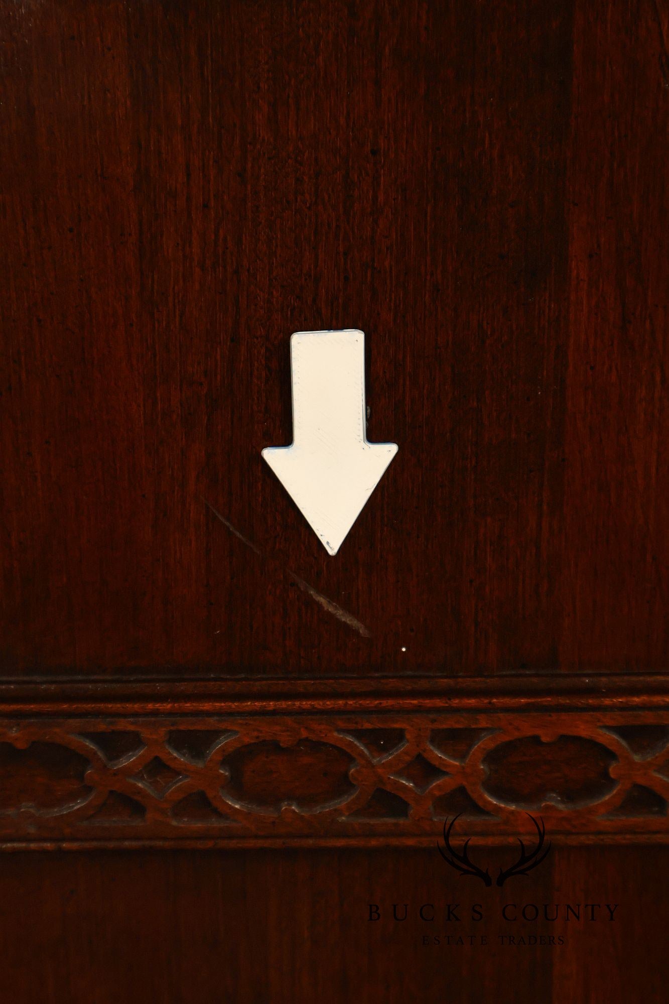 Ethan Allen 'Georgian Court' Cherry China Cabinet
