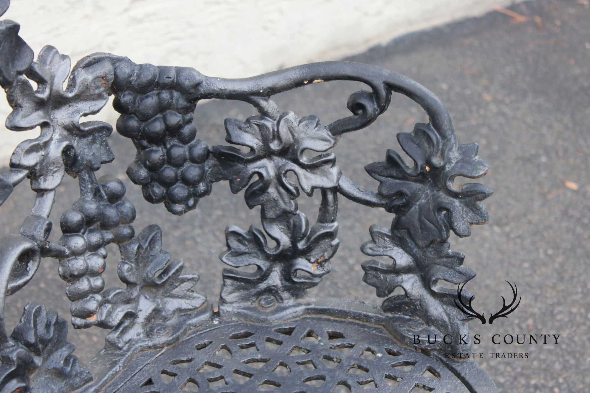 Antique Victorian Style Cast Iron Outdoor Garden Bench