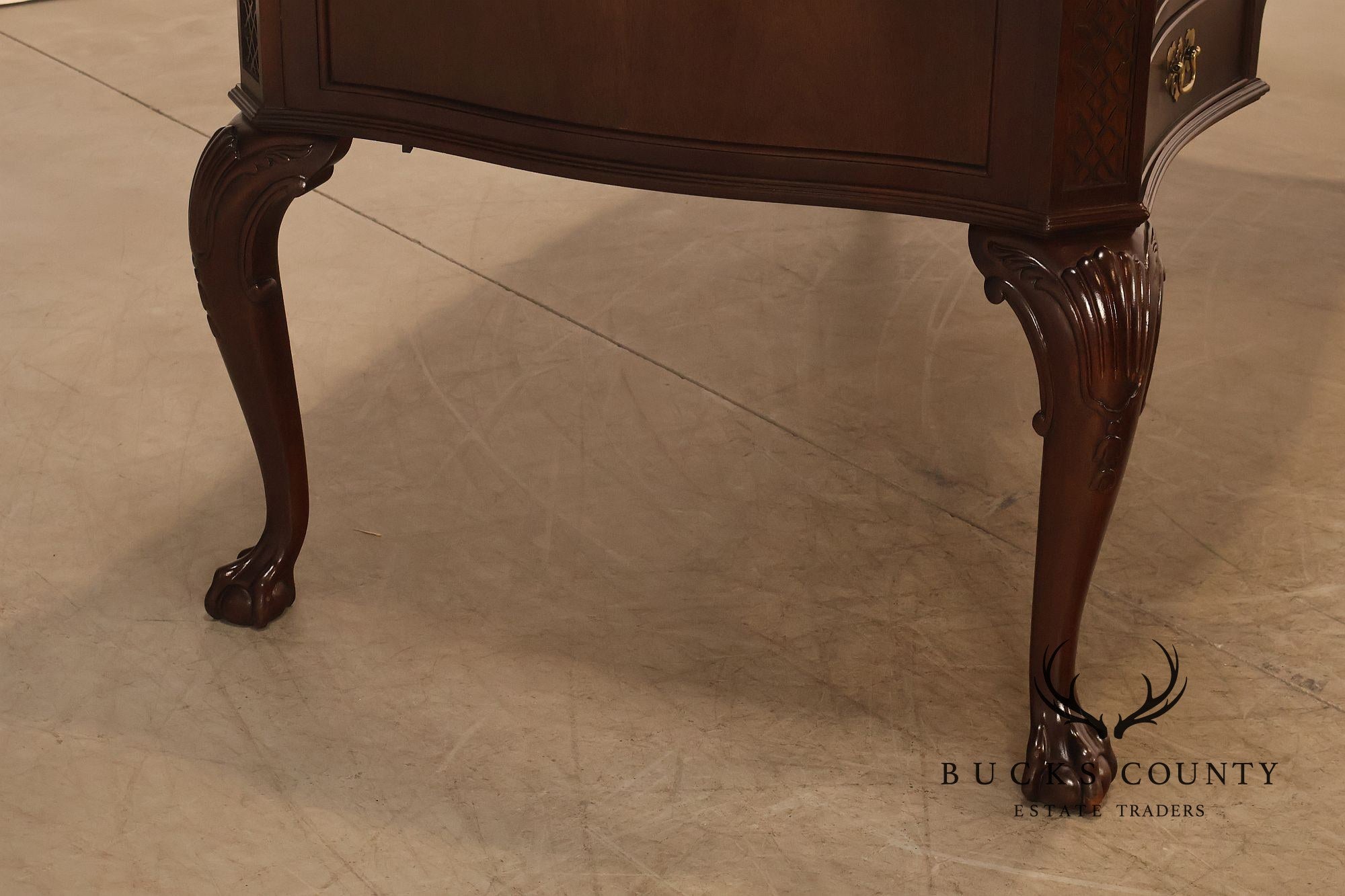 Sligh Georgian Style Vintage Mahogany Leather Top Executive Desk